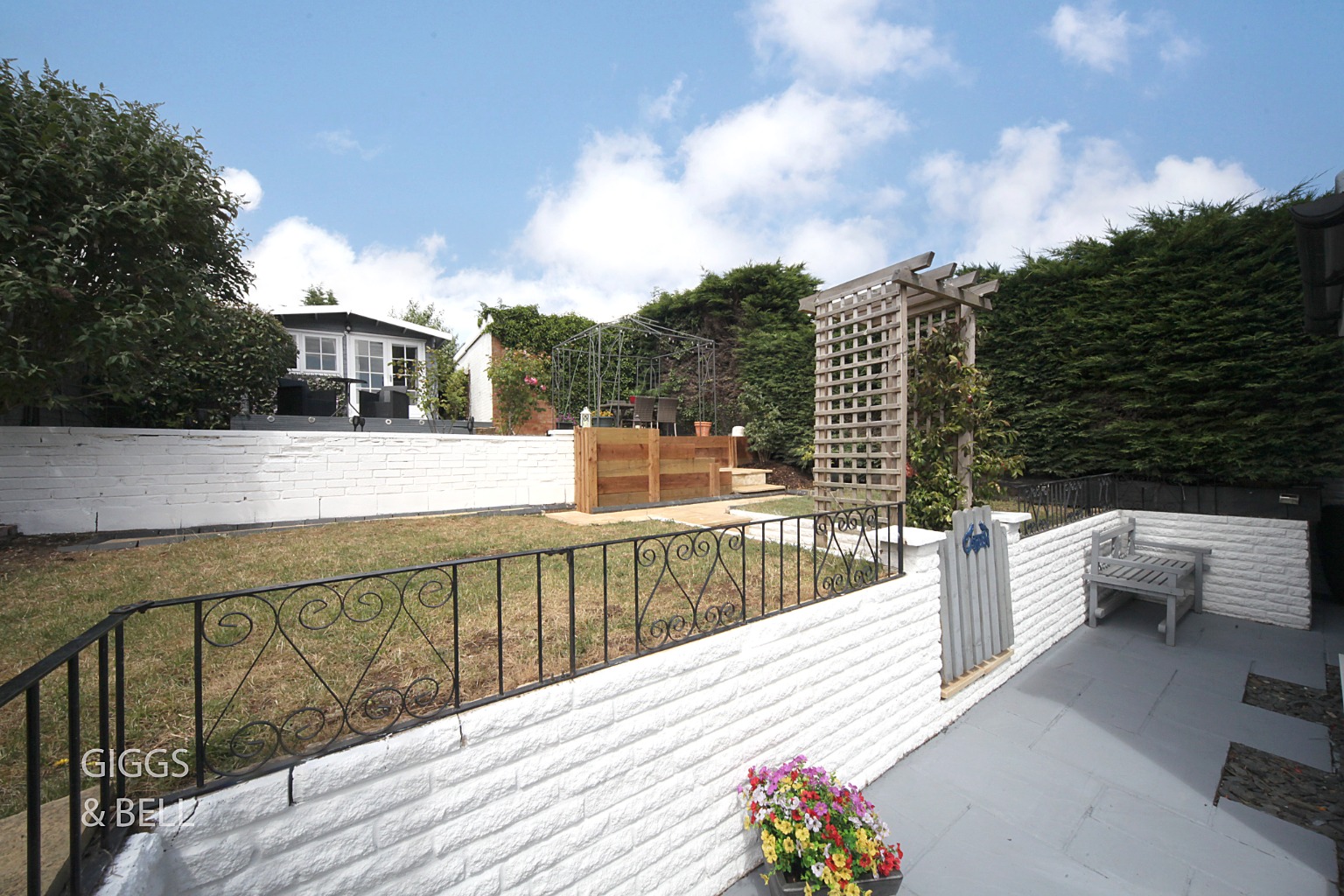 3 bed semi-detached house for sale in Icknield Way, Luton  - Property Image 19