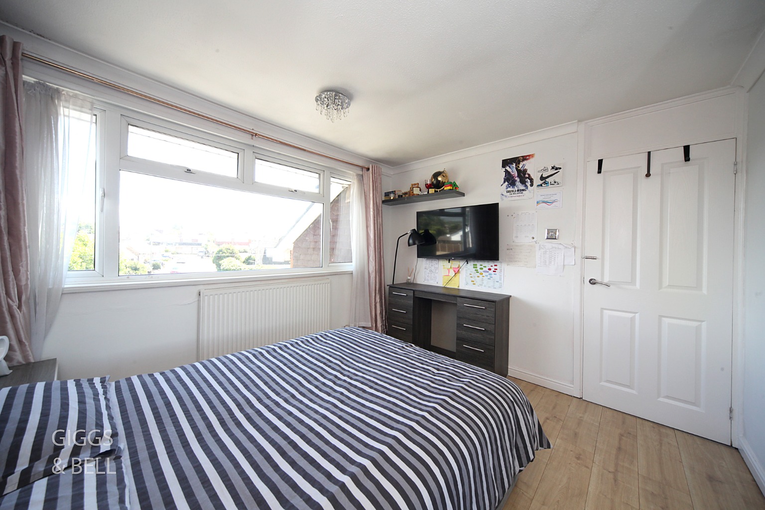 3 bed semi-detached house for sale in Icknield Way, Luton  - Property Image 14