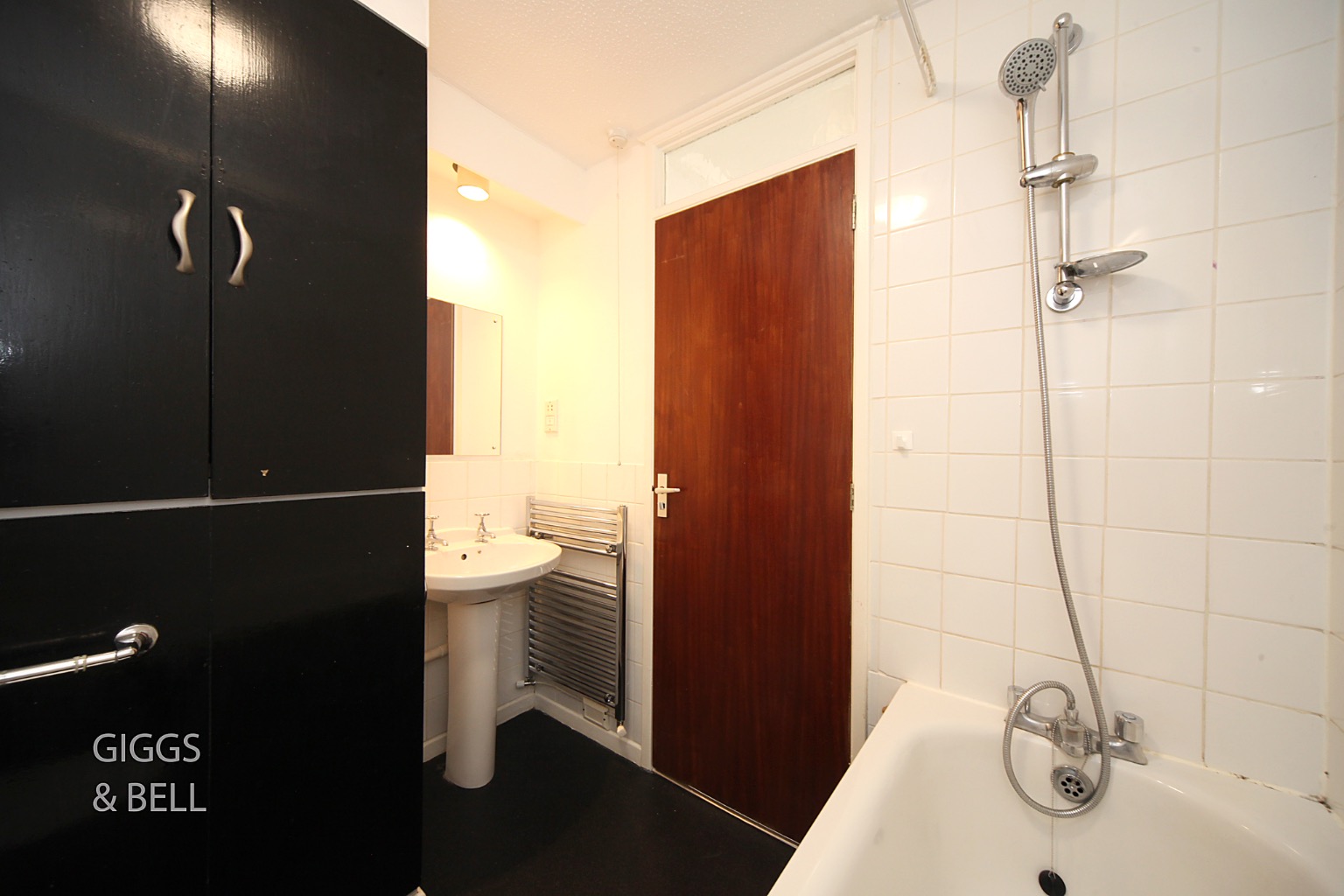 2 bed terraced house for sale in Rochford Drive, Luton  - Property Image 12