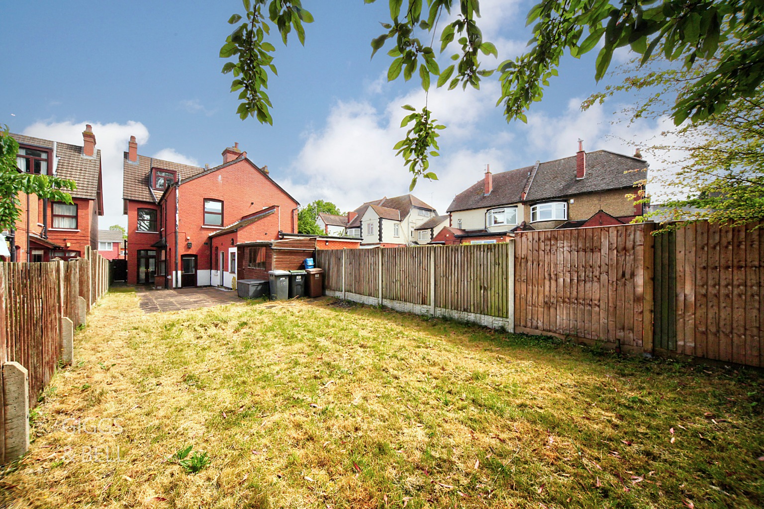 4 bed semi-detached house for sale in West Hill Road, Luton 28