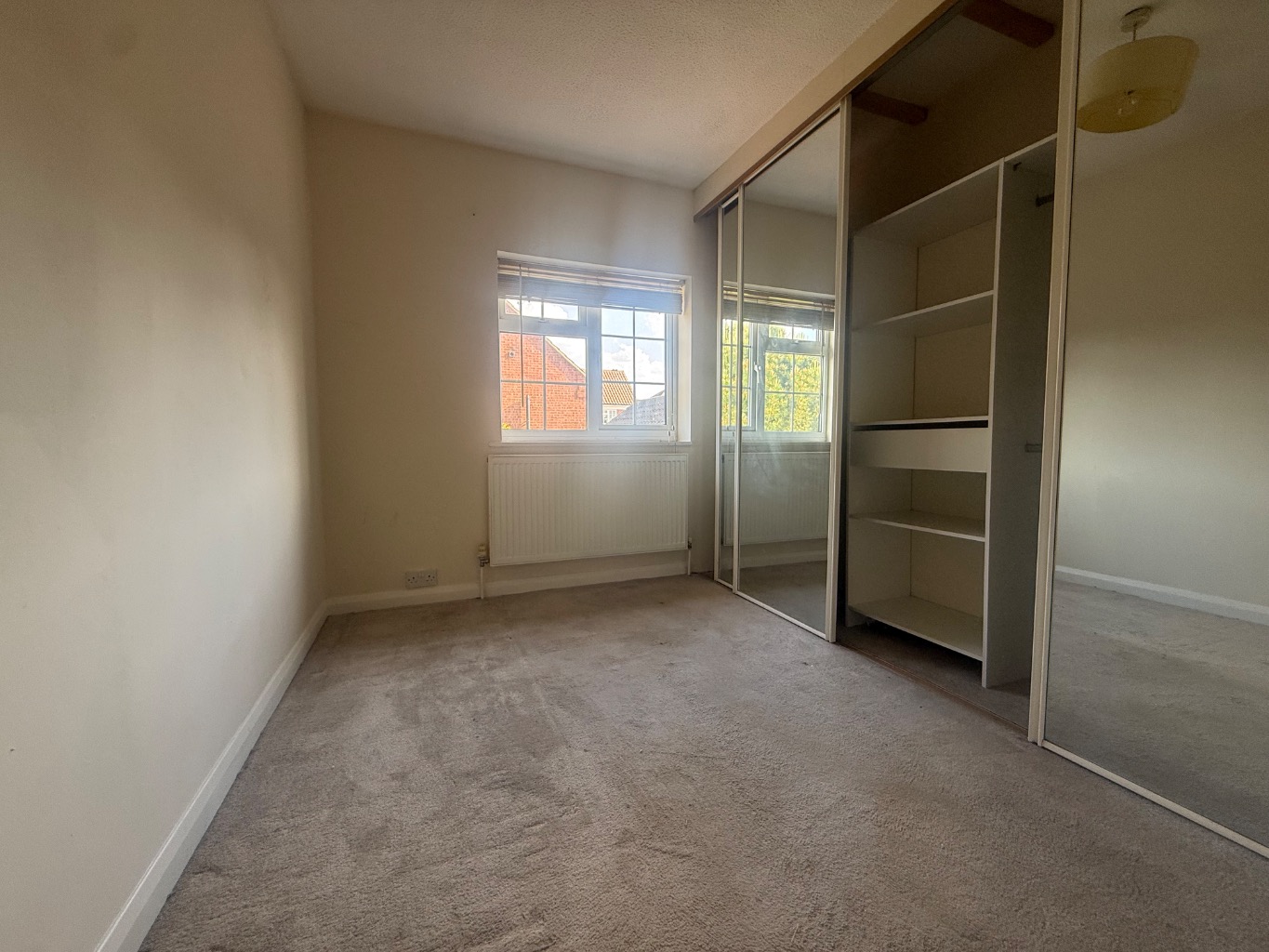 4 bed detached house for sale in Quickswood, Luton  - Property Image 17