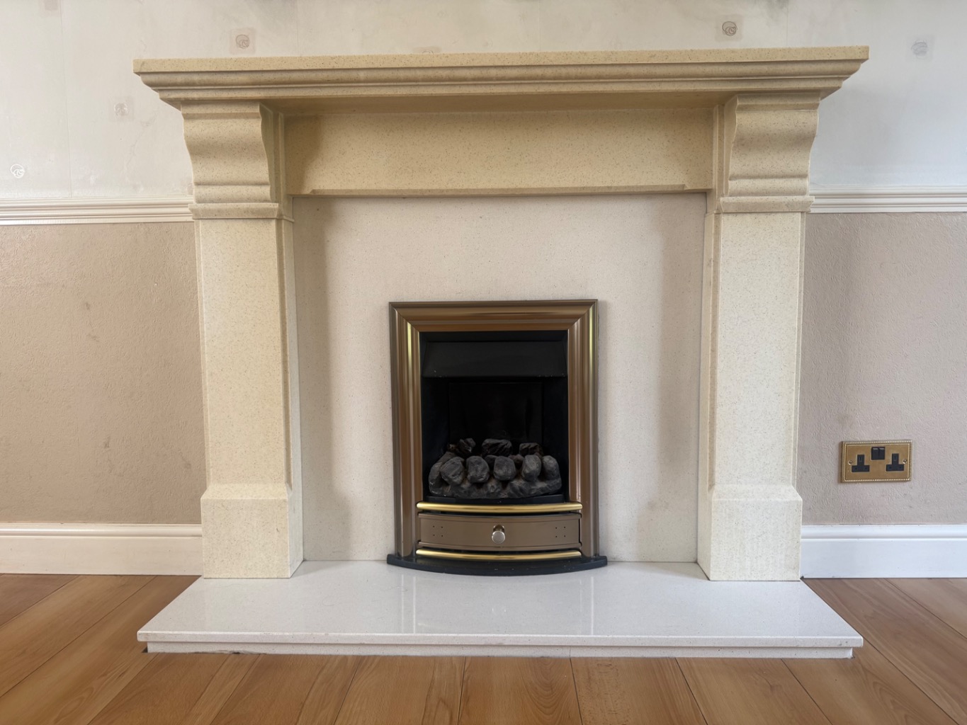 4 bed detached house for sale in Quickswood, Luton  - Property Image 4