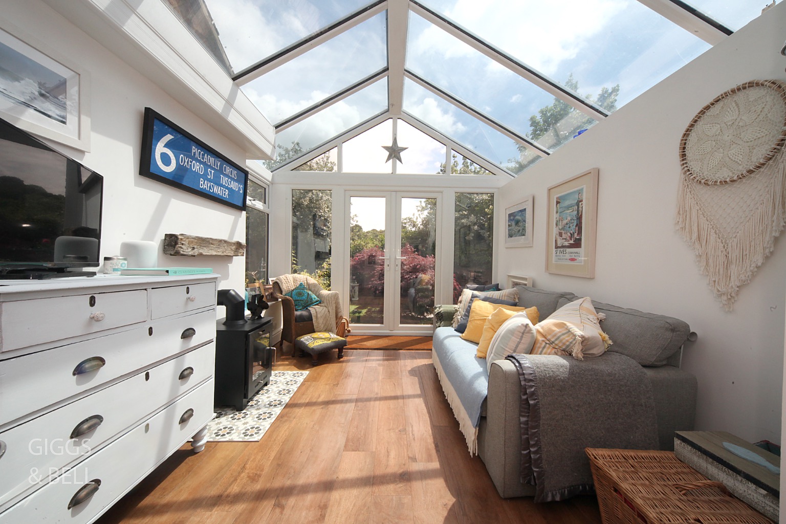 3 bed detached house for sale in Tylers Mead, Luton 11