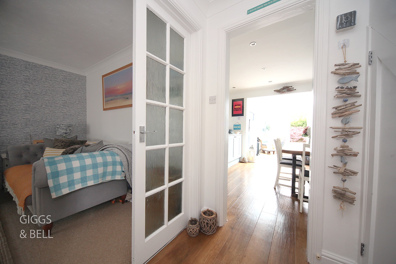 3 bed detached house for sale in Tylers Mead, Luton  - Property Image 7
