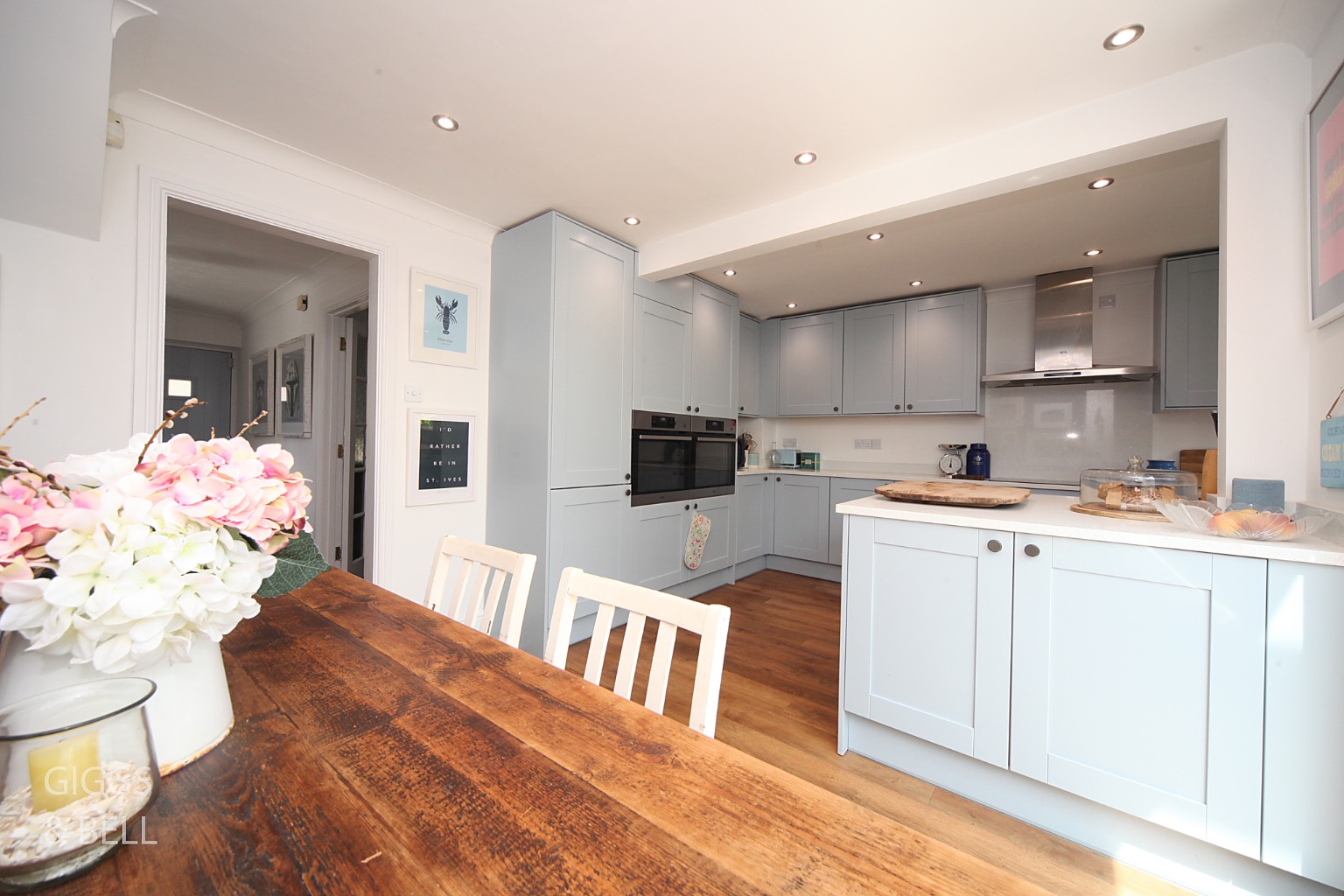 3 bed detached house for sale in Tylers Mead, Luton 9