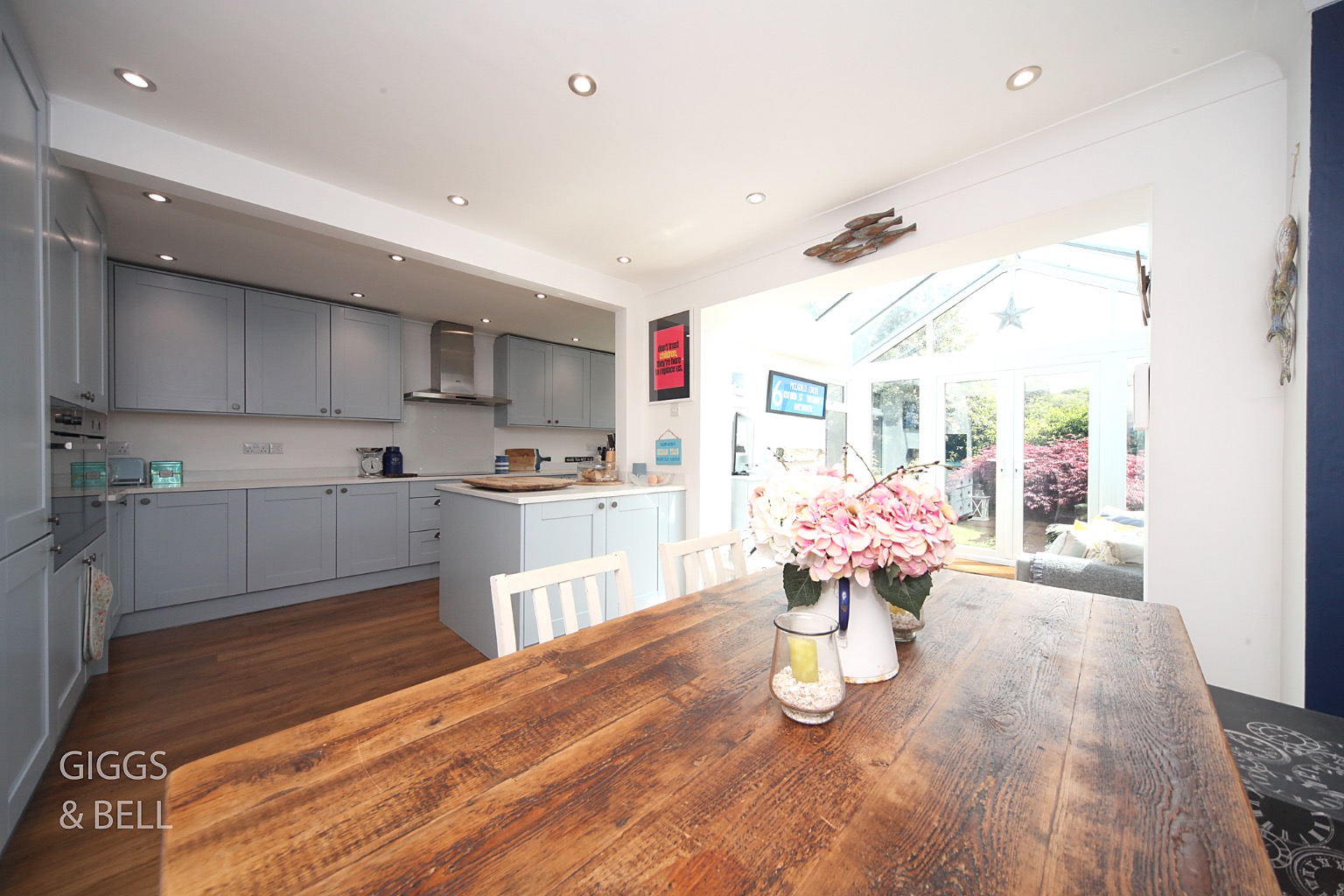 3 bed detached house for sale in Tylers Mead, Luton 10