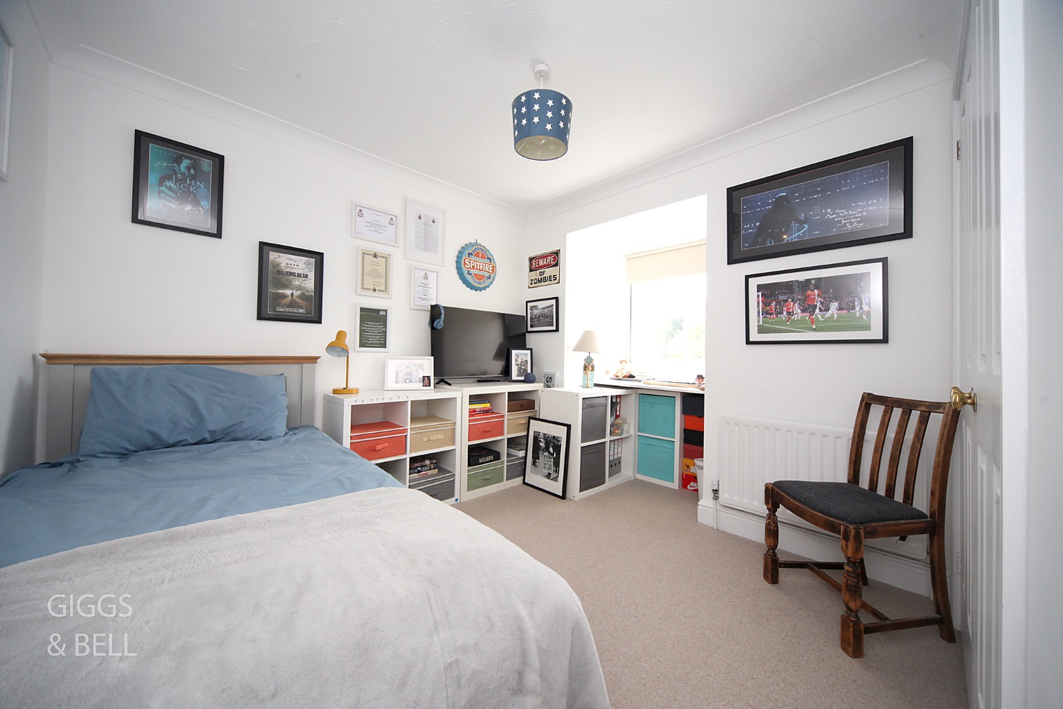 3 bed detached house for sale in Tylers Mead, Luton 21