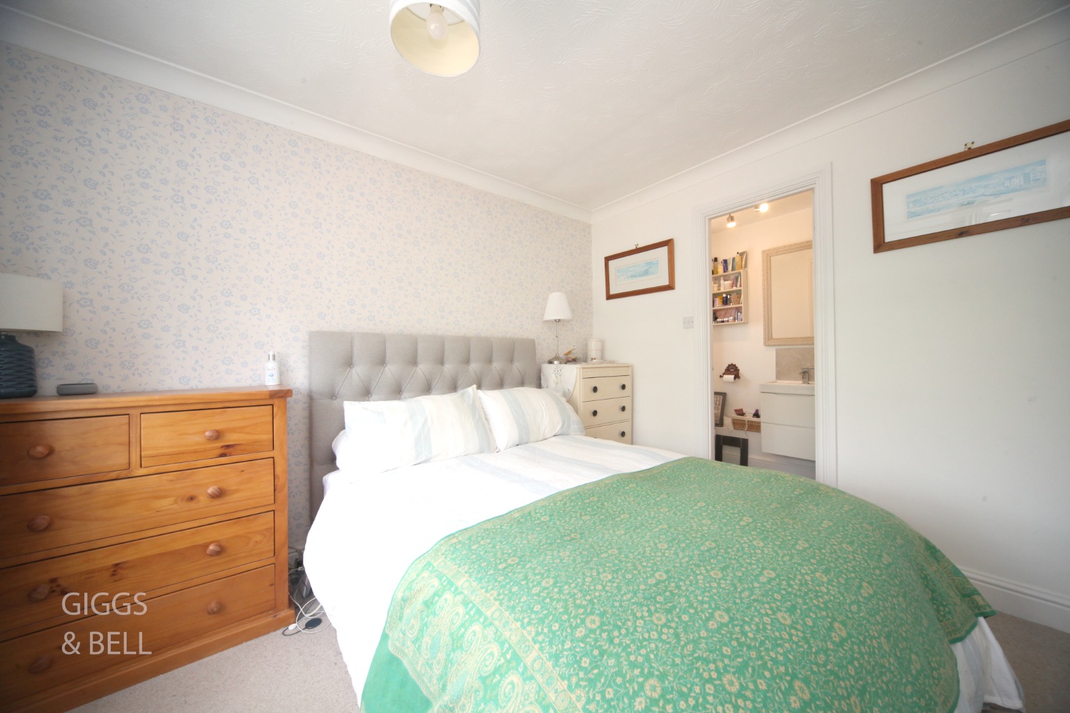 3 bed detached house for sale in Tylers Mead, Luton 18