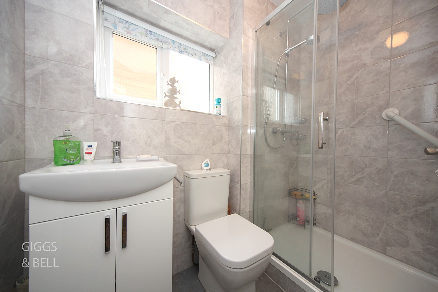 3 bed semi-detached house for sale in Eastfield Close, Luton 5