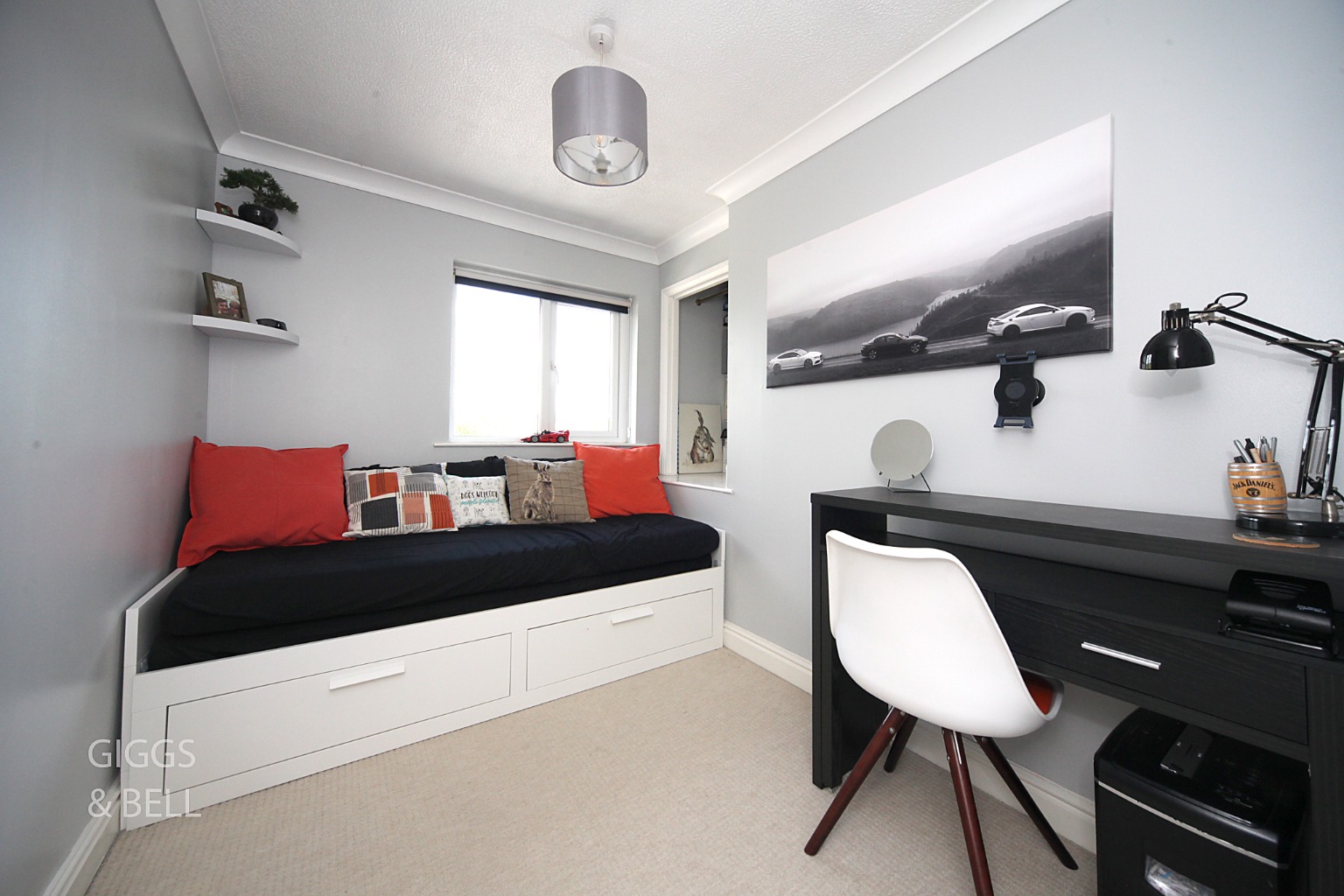 3 bed detached house for sale in Holly Farm Close, Luton 21