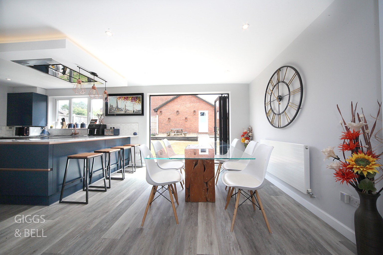 3 bed detached house for sale in Holly Farm Close, Luton  - Property Image 12