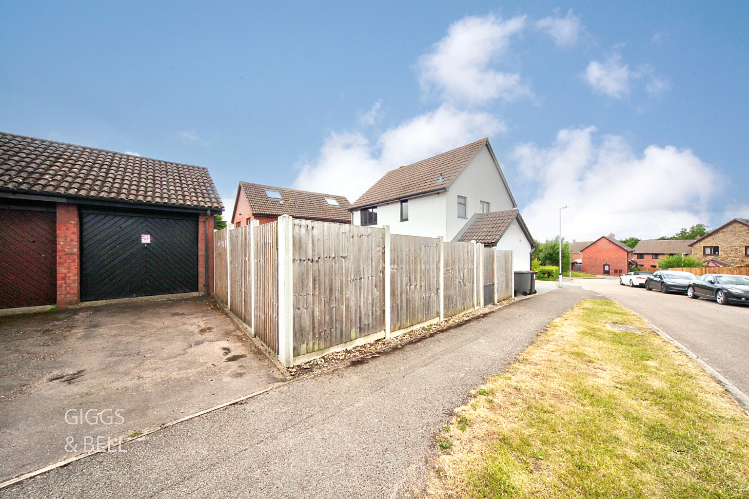 3 bed detached house for sale in Holly Farm Close, Luton  - Property Image 30