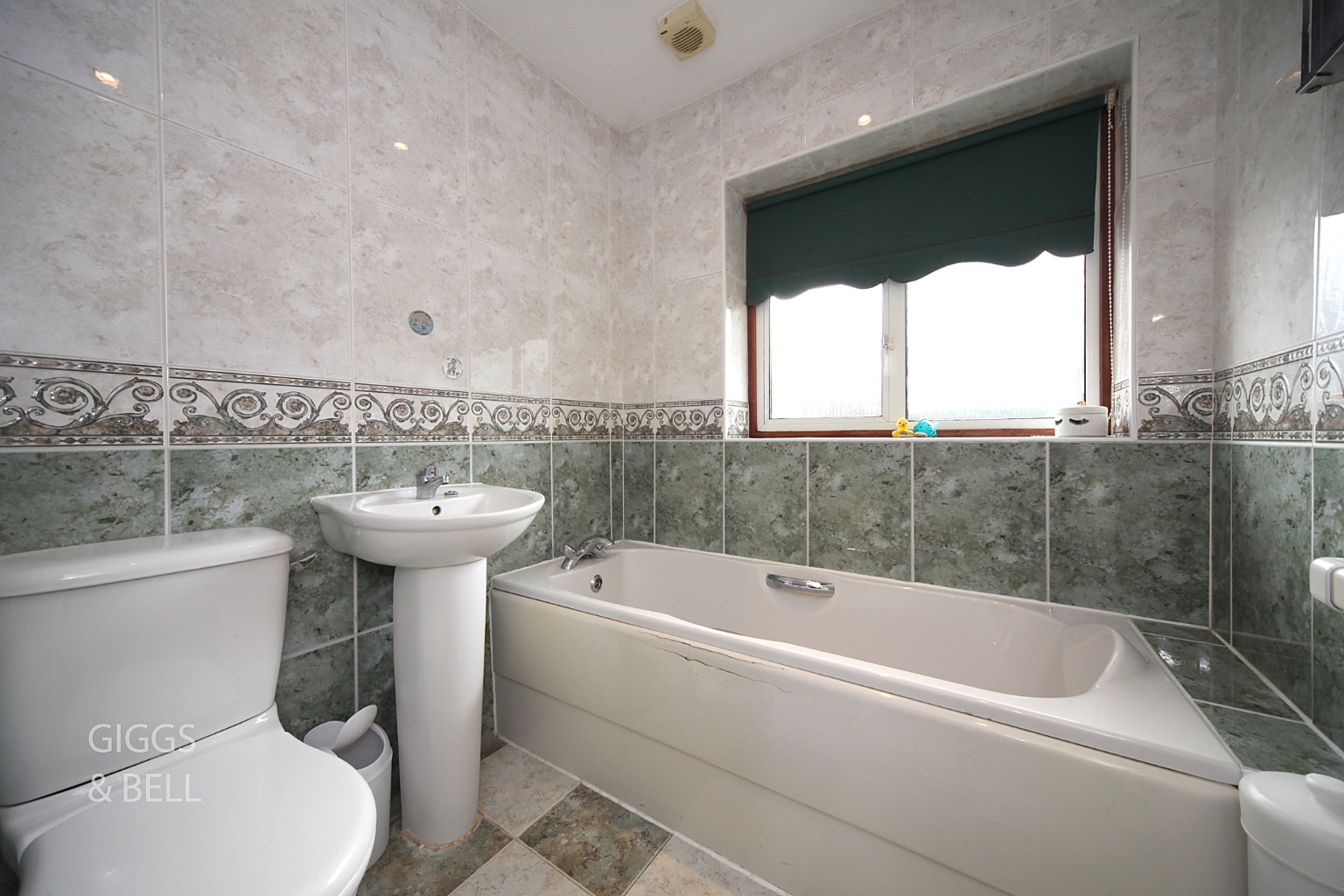 3 bed semi-detached house for sale in Crawley Green Road, Luton 15