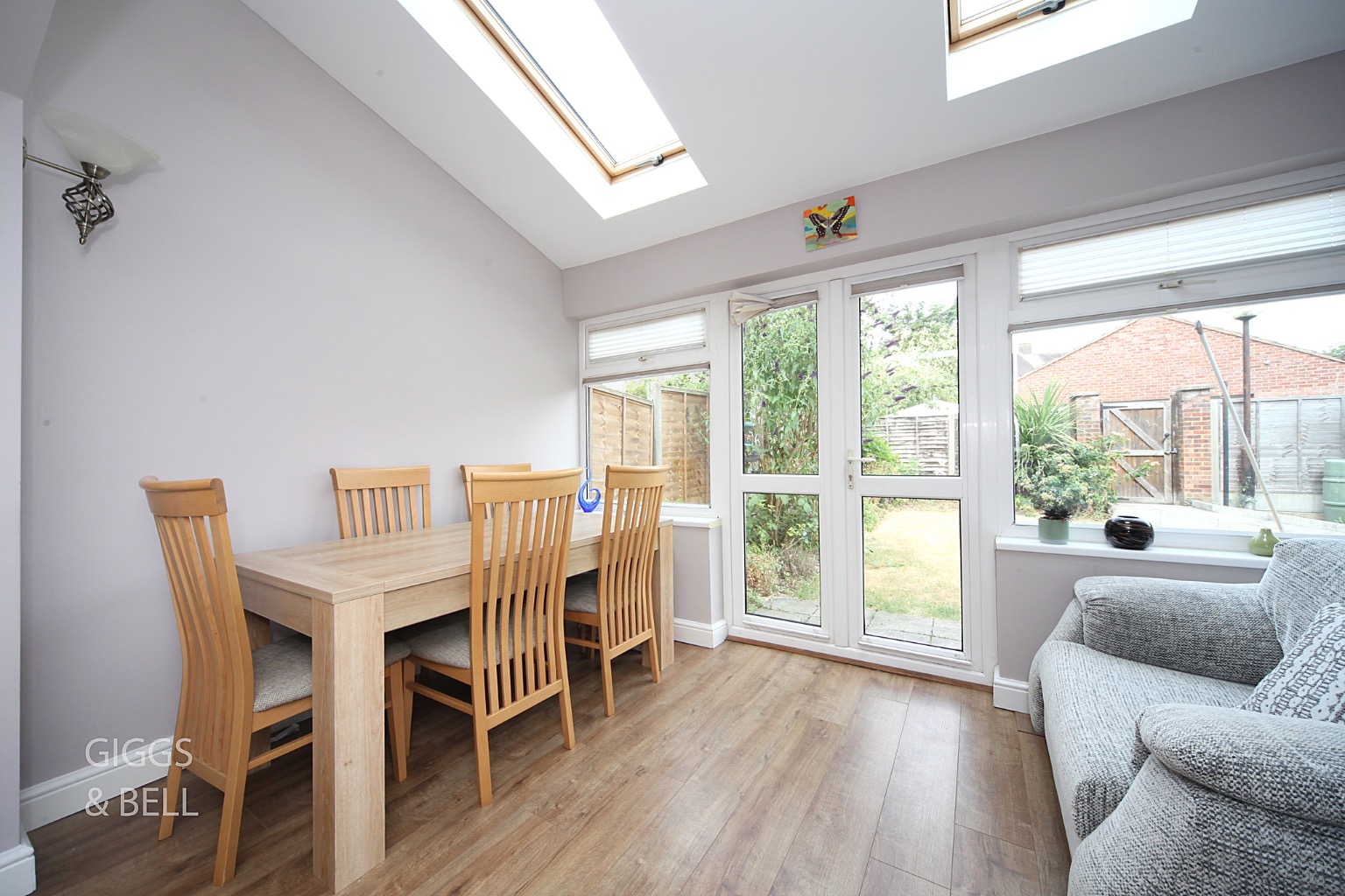 3 bed semi-detached house for sale in Crawley Green Road, Luton  - Property Image 6