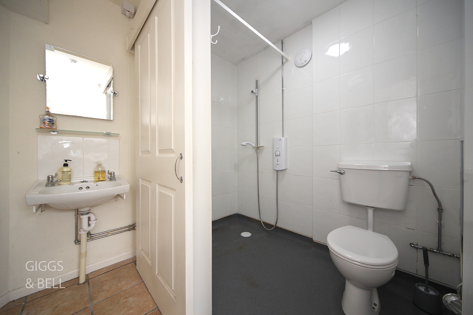 3 bed semi-detached house for sale in Crawley Green Road, Luton 9