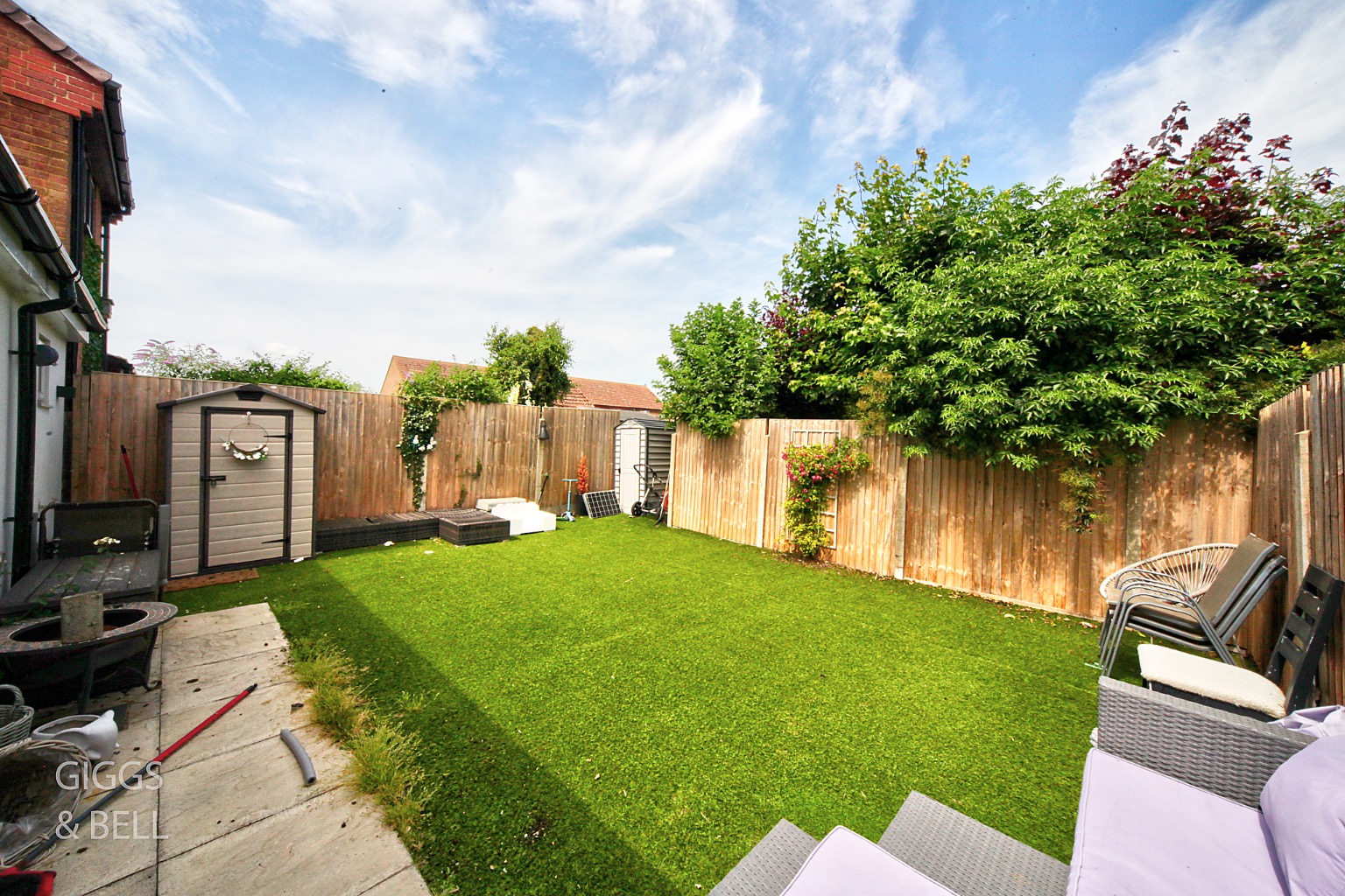 4 bed semi-detached house for sale in Victoria Drive, Bedfordshire  - Property Image 20