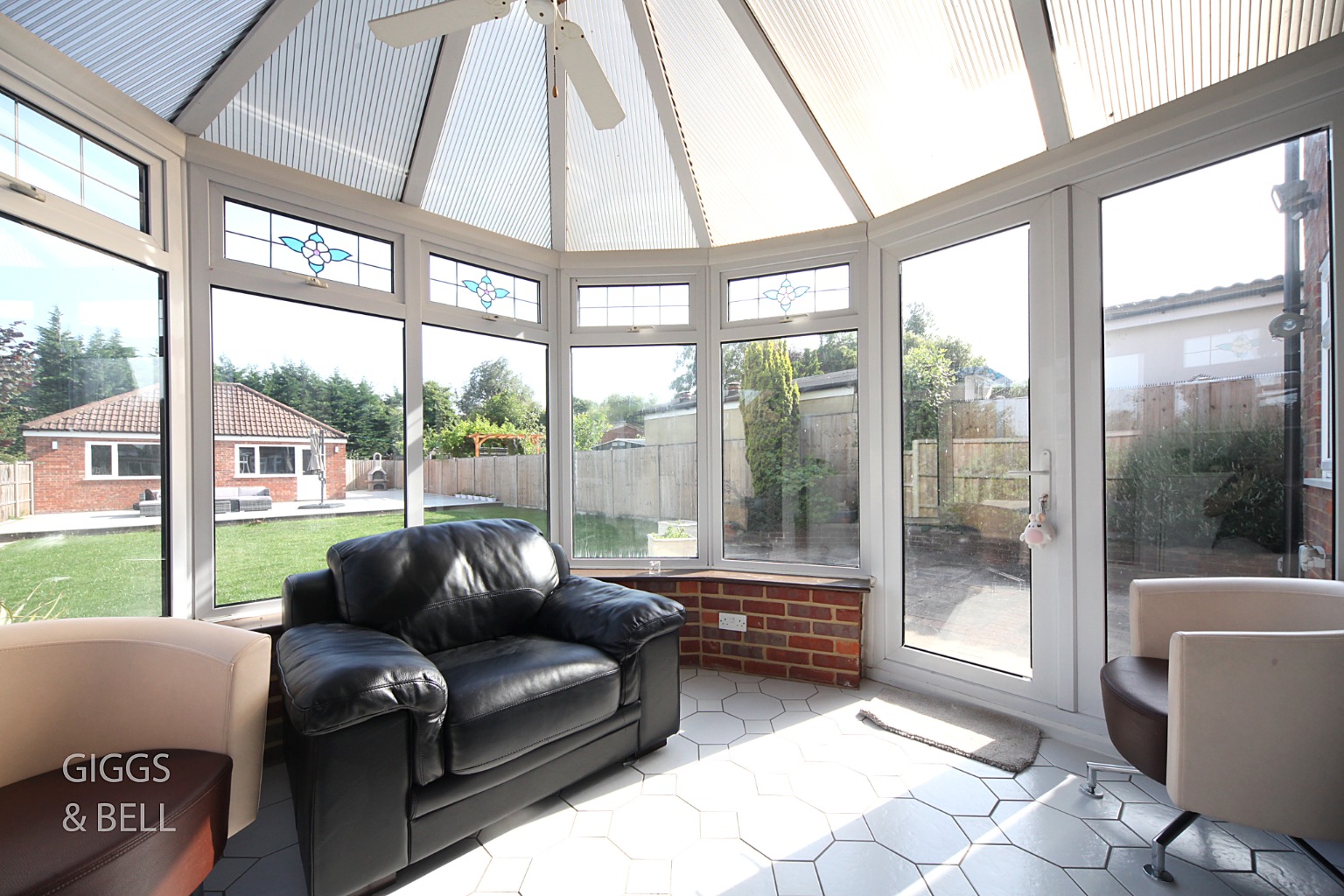 4 bed detached house for sale in Graham Gardens, Luton 10