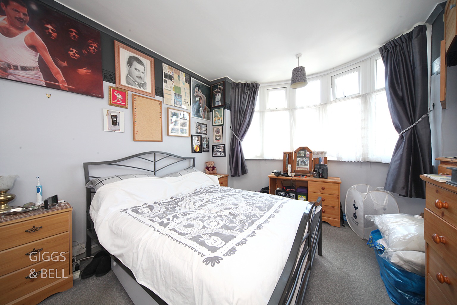 3 bed end of terrace house for sale in St Mildreds Avenue, Luton 9