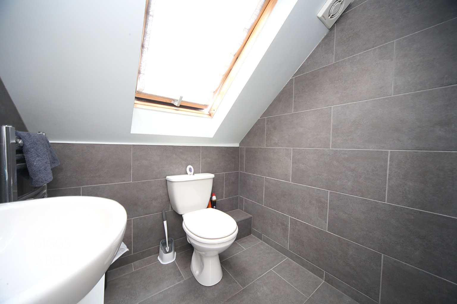 4 bed semi-detached house for sale in Grosvenor Road, Luton 17