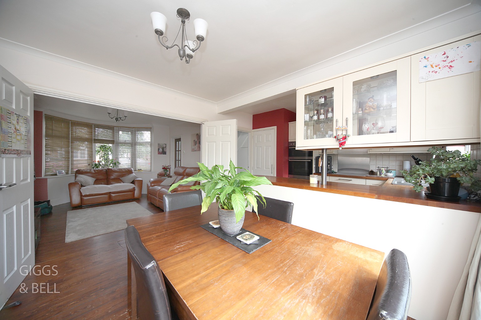 4 bed semi-detached house for sale in Grosvenor Road, Luton 6