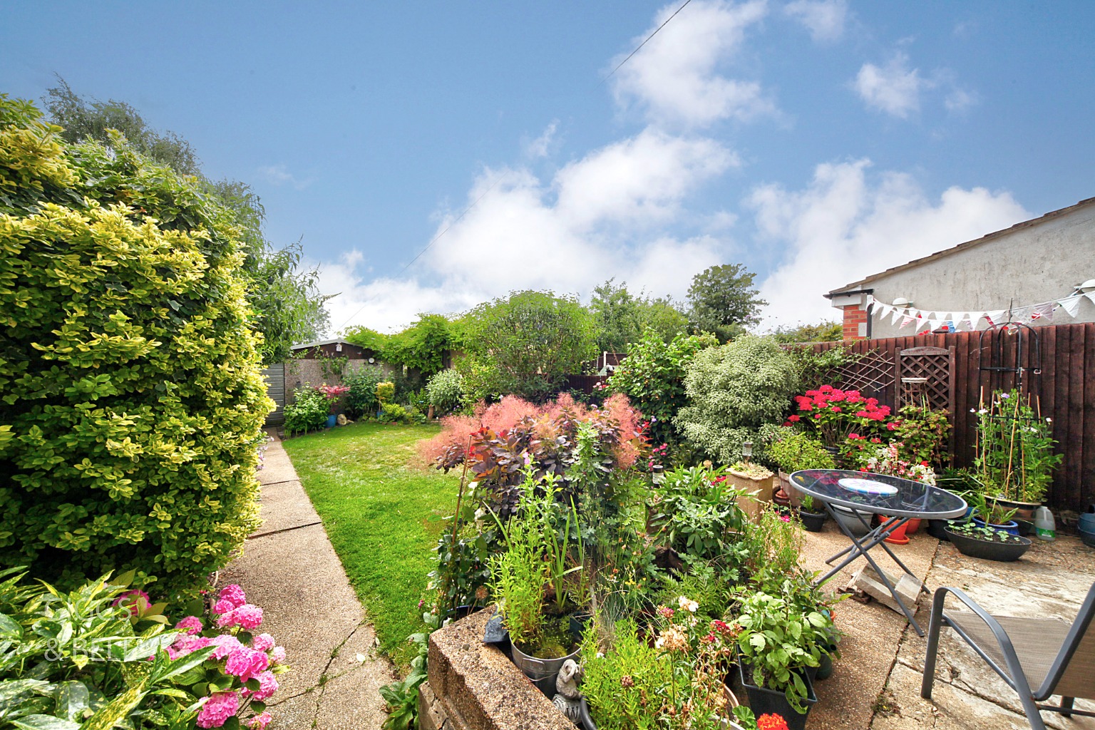 4 bed semi-detached house for sale in Grosvenor Road, Luton 23