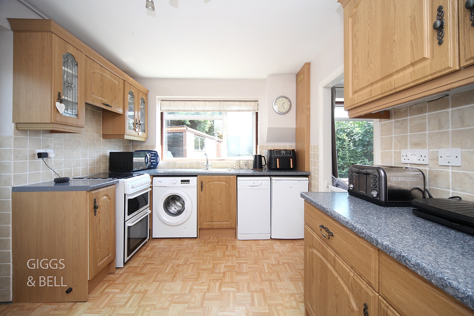 3 bed semi-detached house for sale in Swifts Green Road, Luton 10