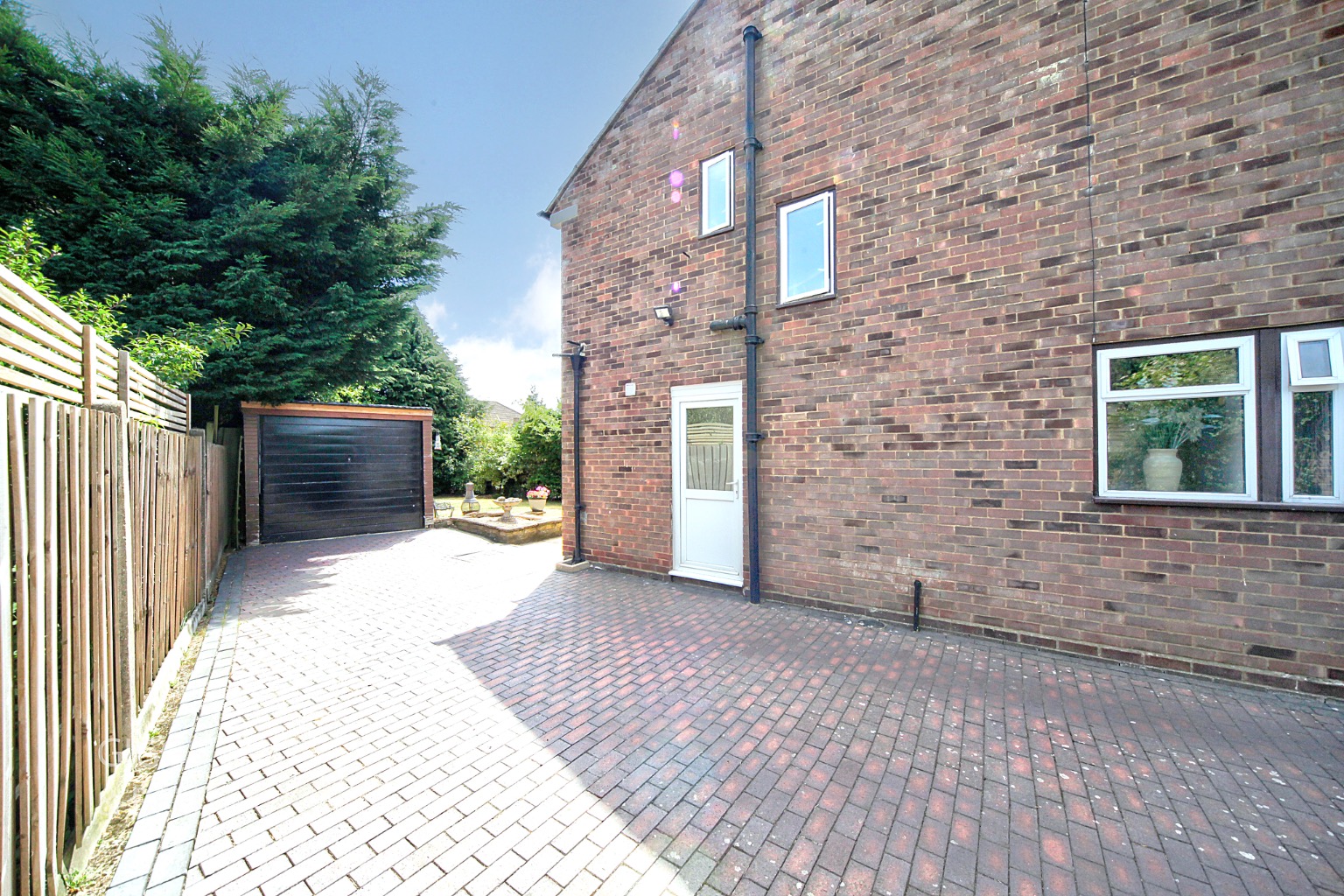 3 bed semi-detached house for sale in Swifts Green Road, Luton 21