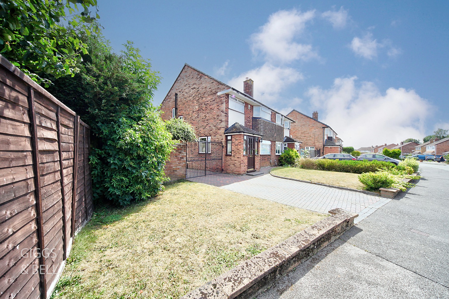 3 bed semi-detached house for sale in Swifts Green Road, Luton 29