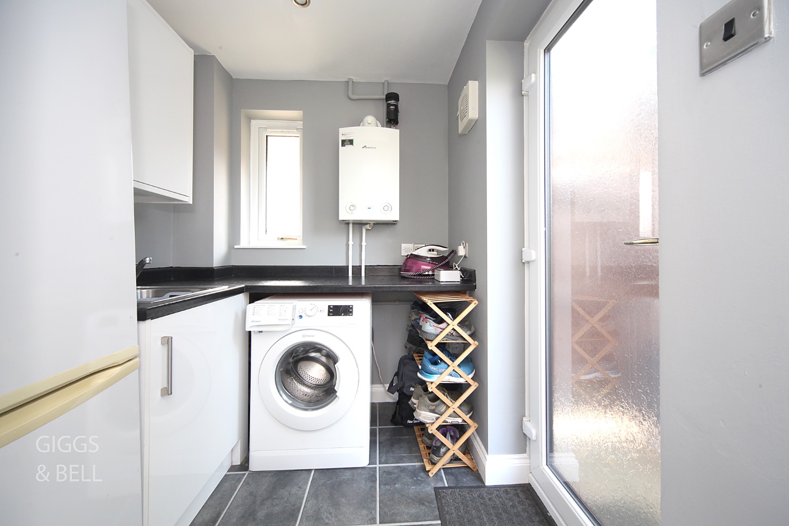 4 bed detached house for sale in Bellerby Rise, Luton  - Property Image 11