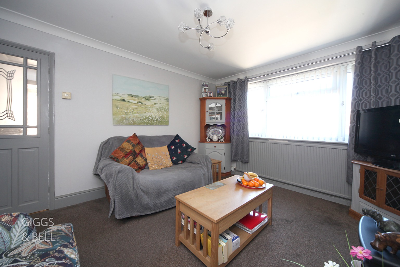 2 bed semi-detached bungalow for sale in Leagrave High Street, Luton 4