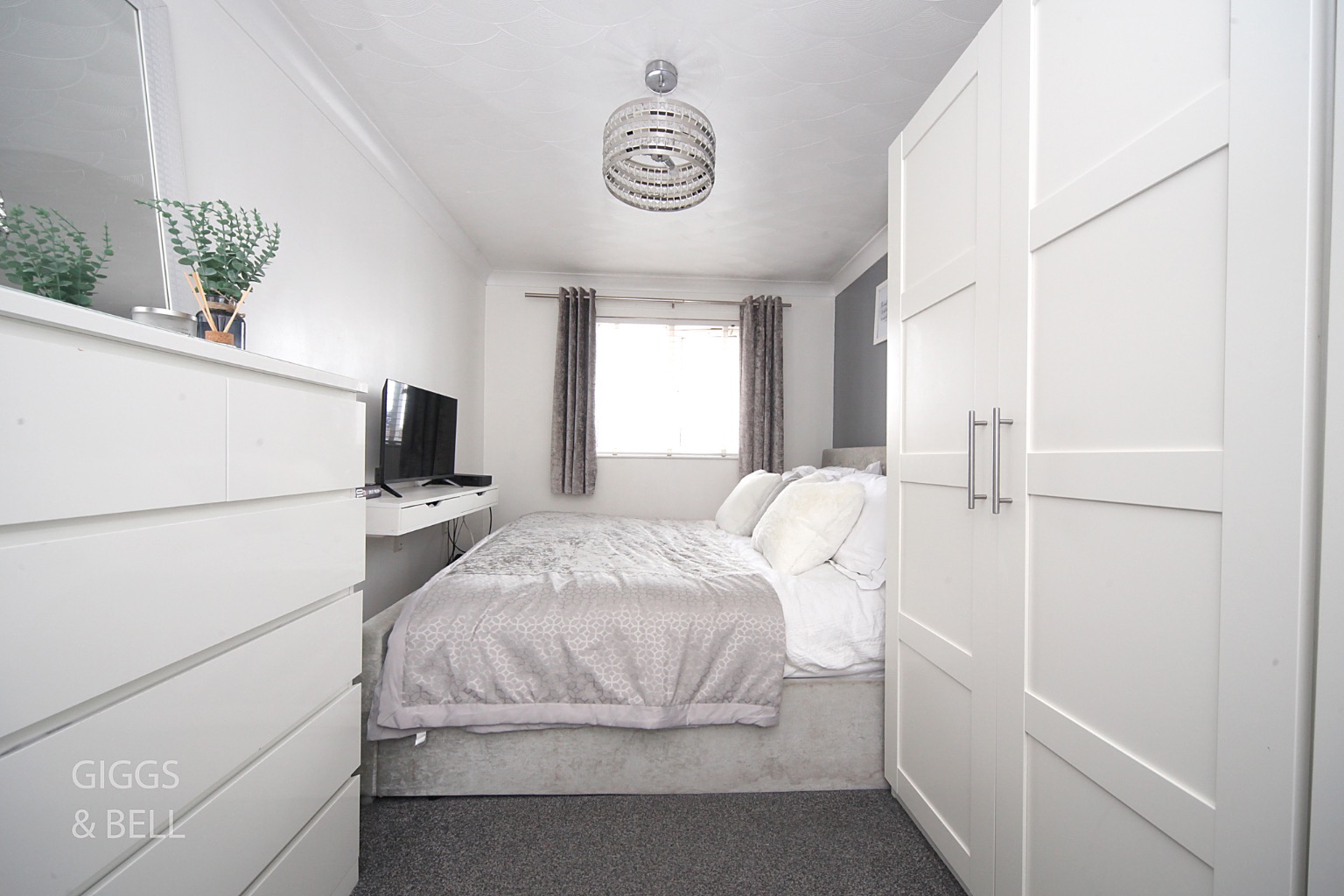 3 bed semi-detached house for sale in Hardwick Green, Luton  - Property Image 13