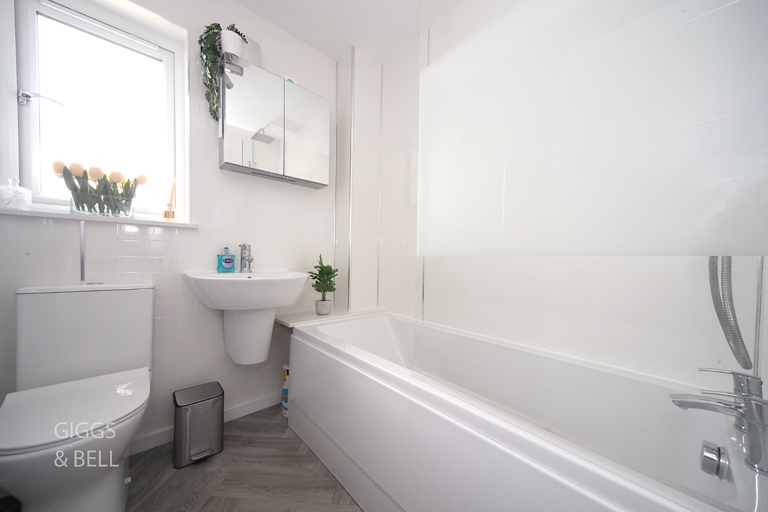 3 bed semi-detached house for sale in Hardwick Green, Luton  - Property Image 19