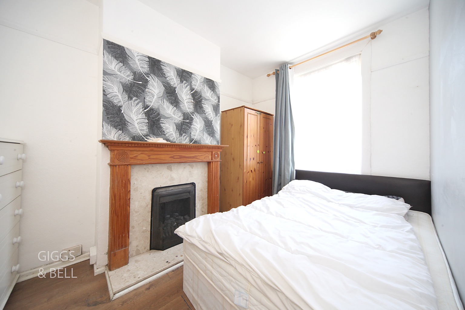 2 bed terraced house for sale in St Peters Road, Luton 6