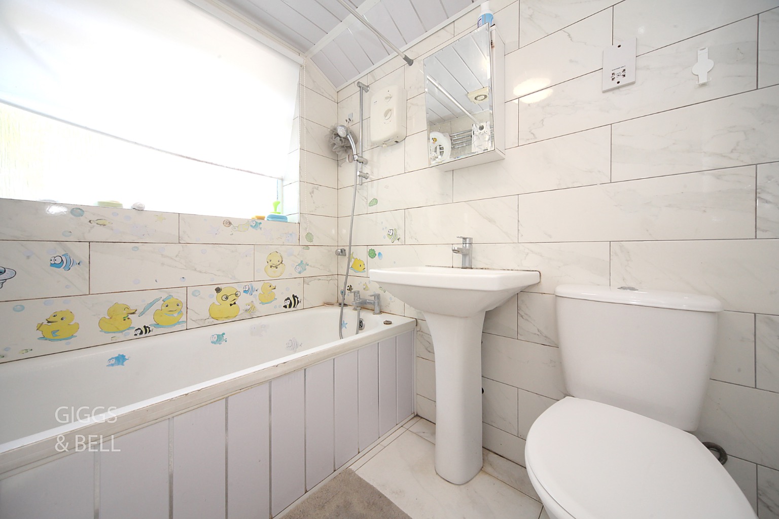 2 bed terraced house for sale in St Peters Road, Luton  - Property Image 8