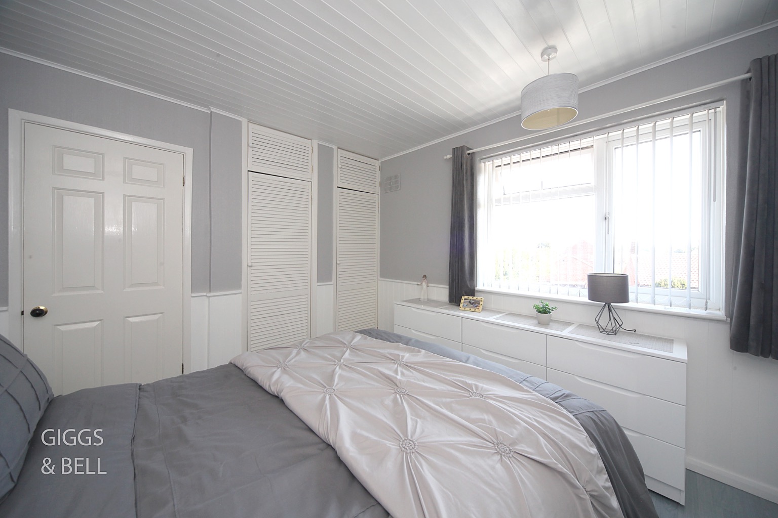 3 bed terraced house for sale in Friars Way, Luton 11