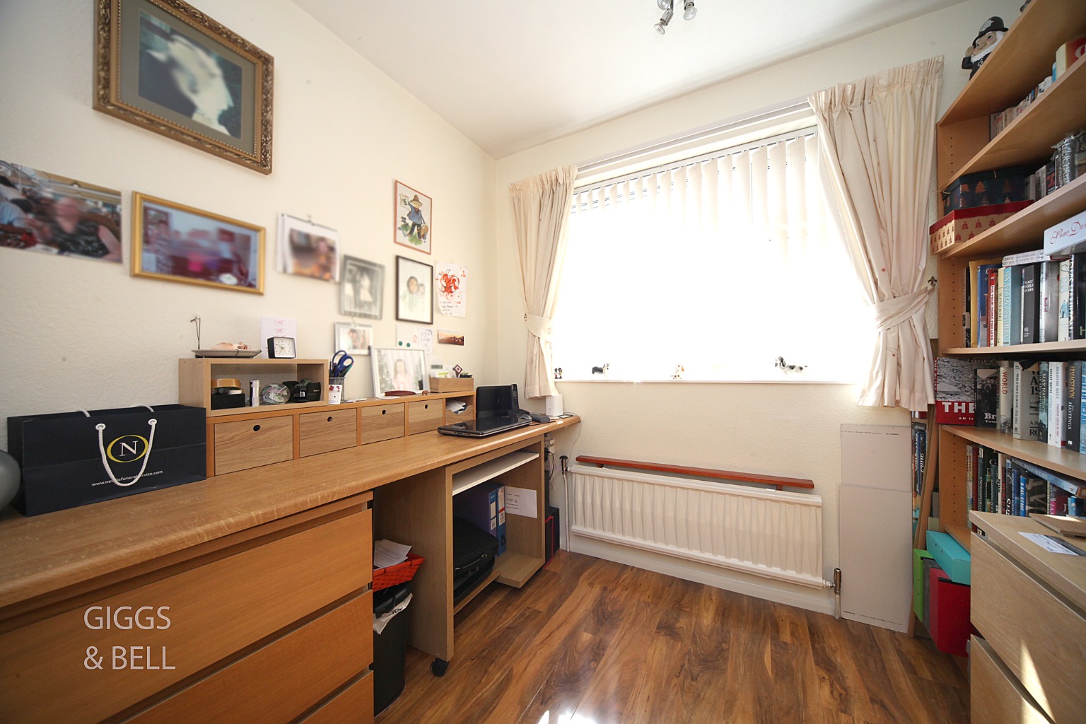 3 bed detached house for sale in Roman Road, Bedfordshire 13