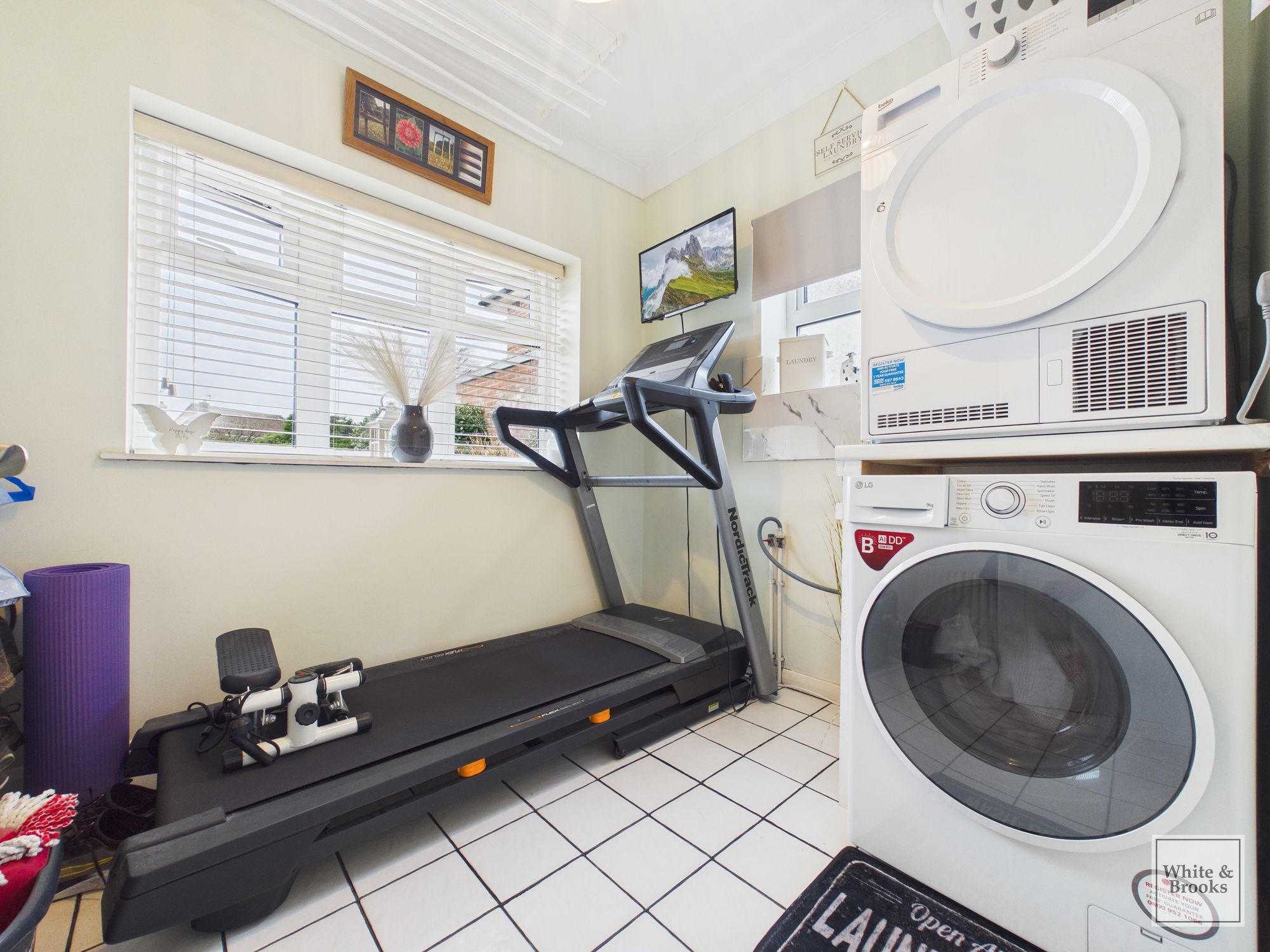 4 bed detached house for sale in Birch Close, Bognor Regis, PO21  - Property Image 12