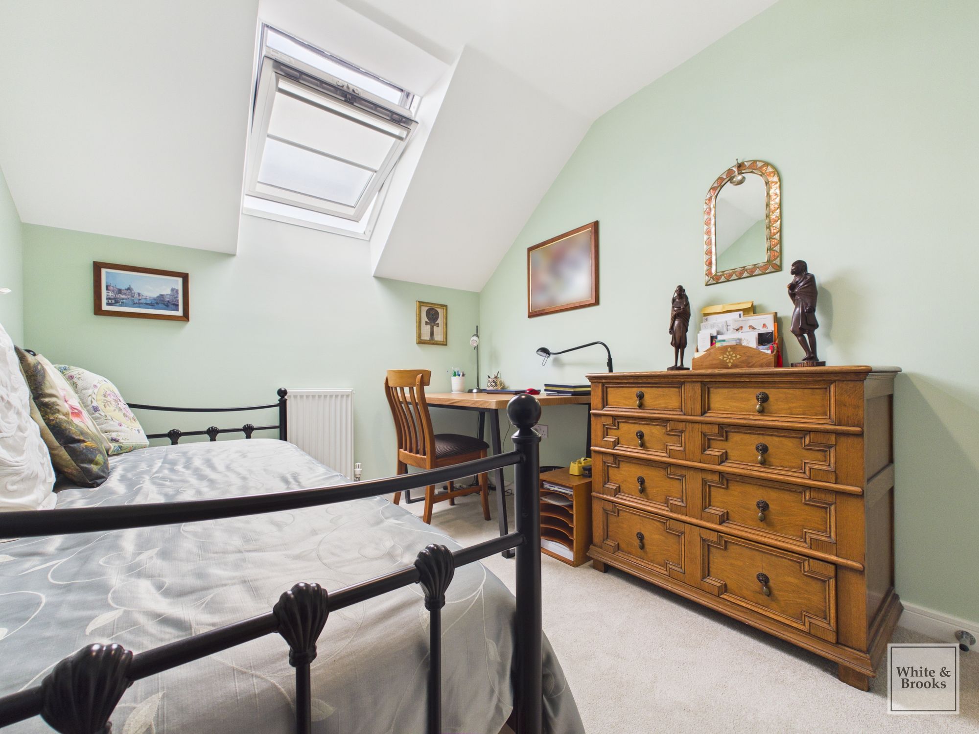 3 bed terraced house for sale in Cyril Way, Chichester, PO19 17