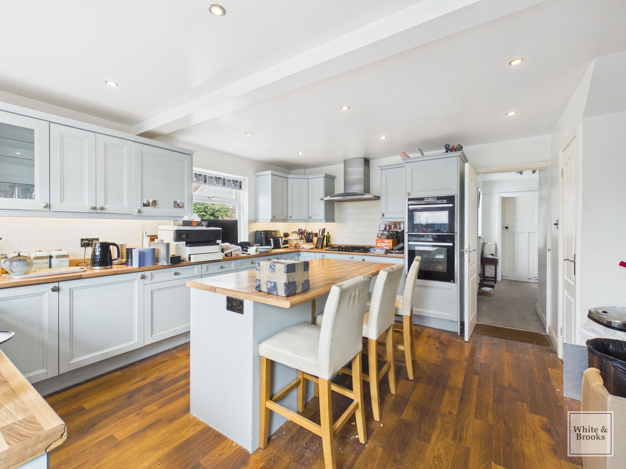 4 bed chalet for sale in West View Drive, Yapton, BN18  - Property Image 2