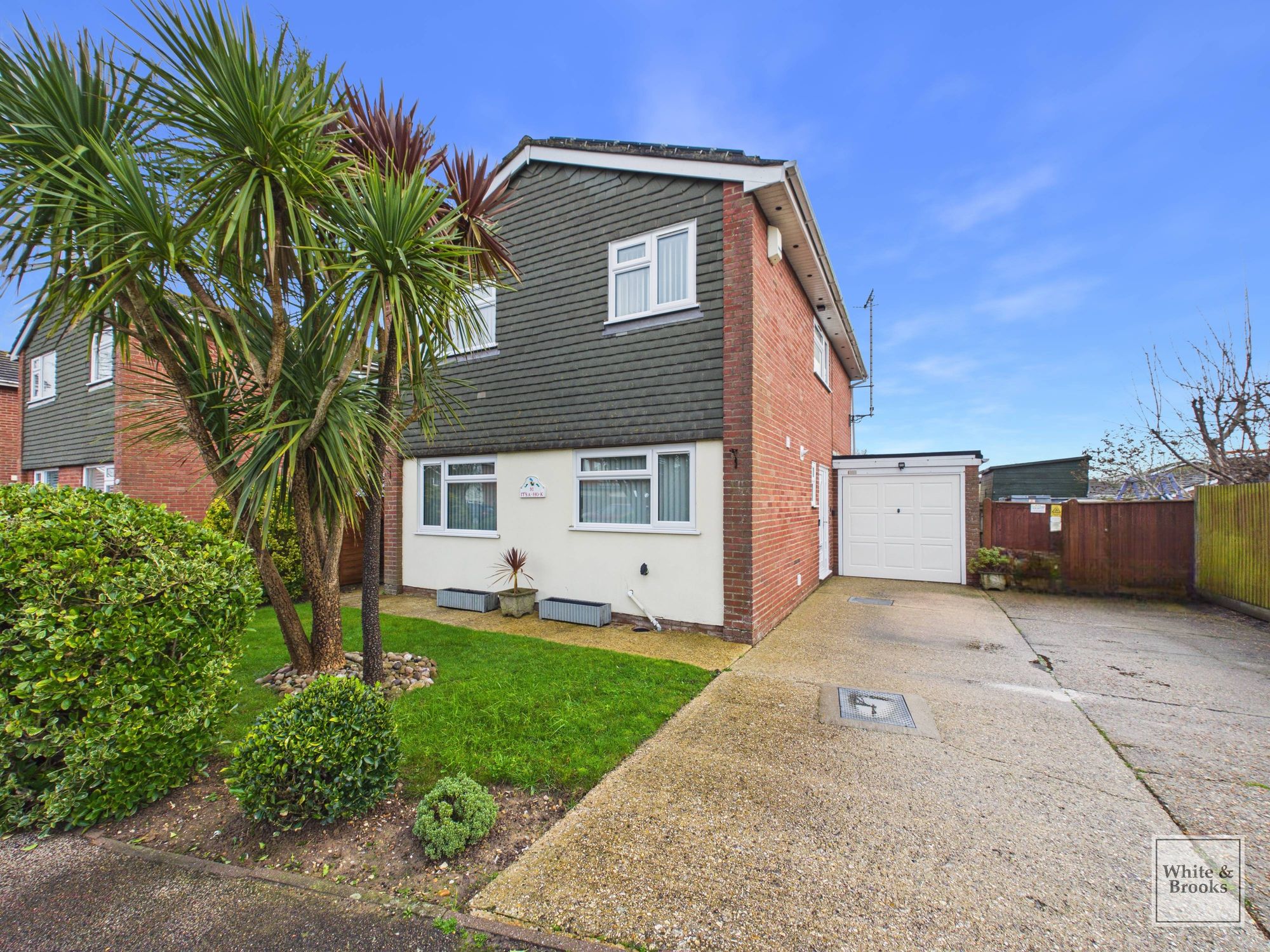 4 bed detached house for sale in Flansham Park, Bognor Regis, PO22 24