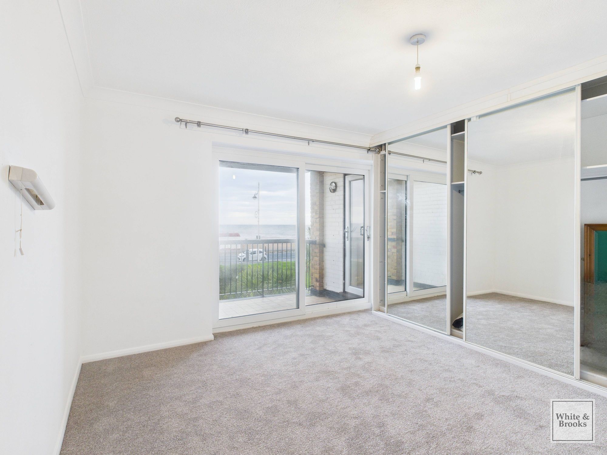 2 bed flat for sale in Belmont Street, Mountbatten Court Belmont Street, PO21  - Property Image 4
