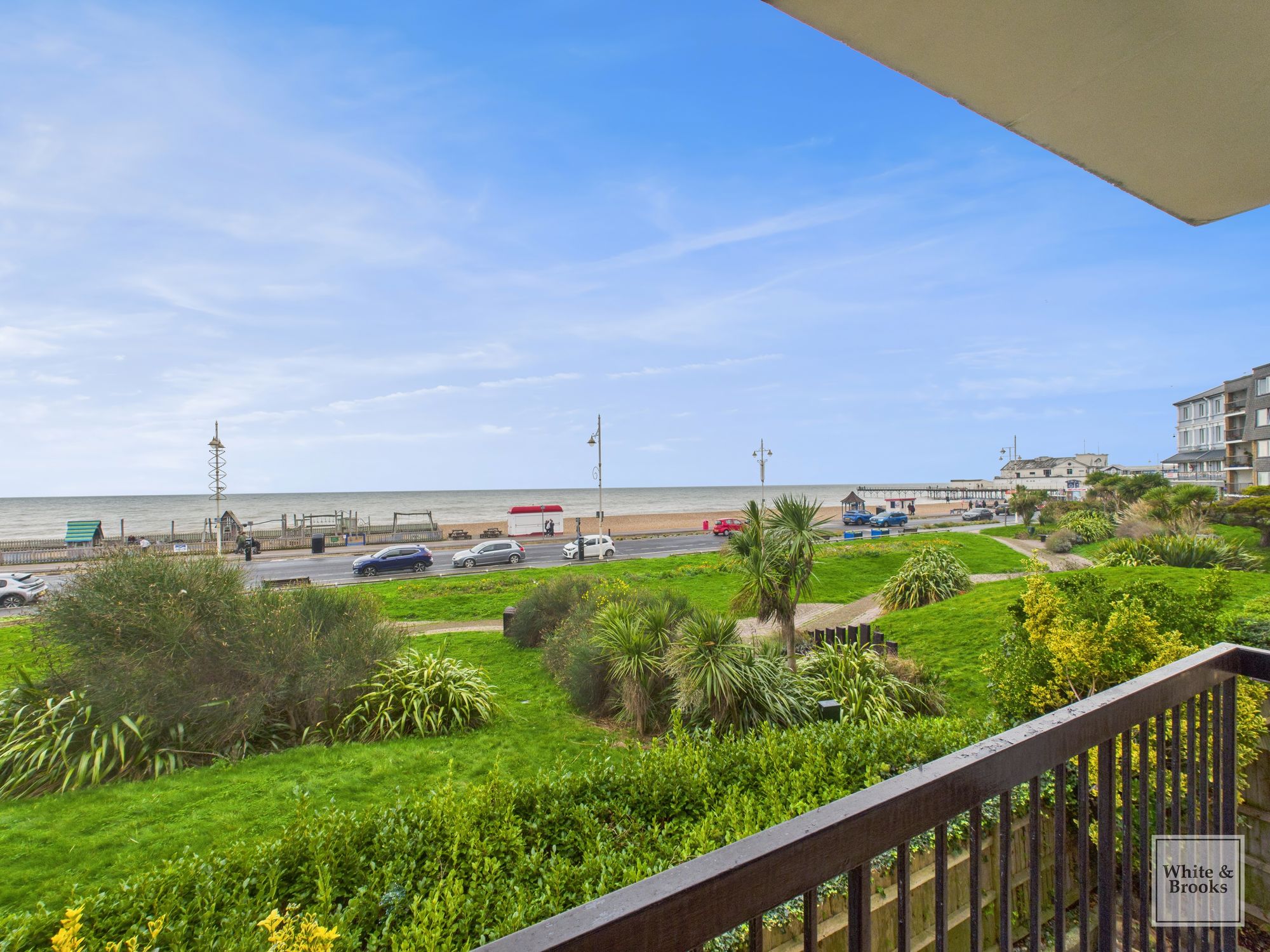 2 bed flat for sale in Belmont Street, Mountbatten Court Belmont Street, PO21  - Property Image 16