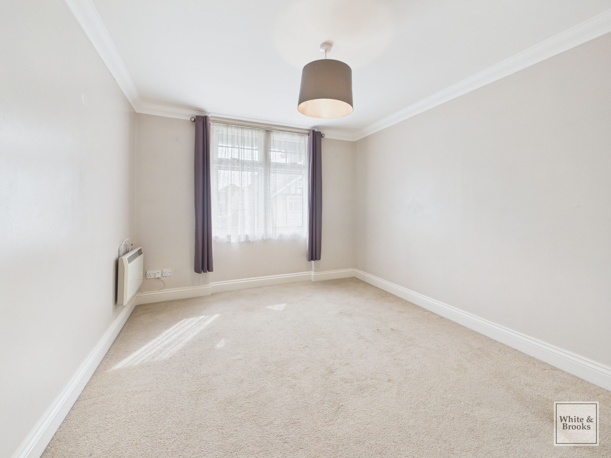 2 bed flat for sale in Stocker Road, Bognor Regis, PO21  - Property Image 4