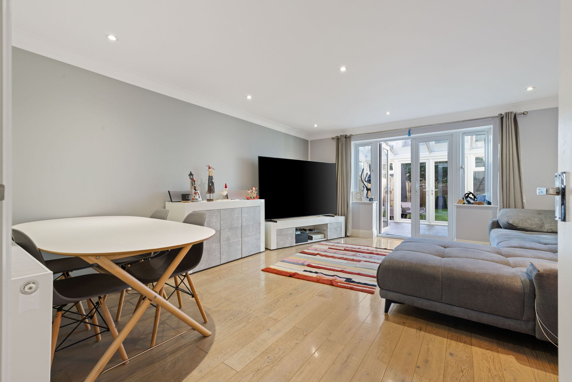 3 bed terraced house for sale in Gravits Lane, Bognor Regis, PO21  - Property Image 2