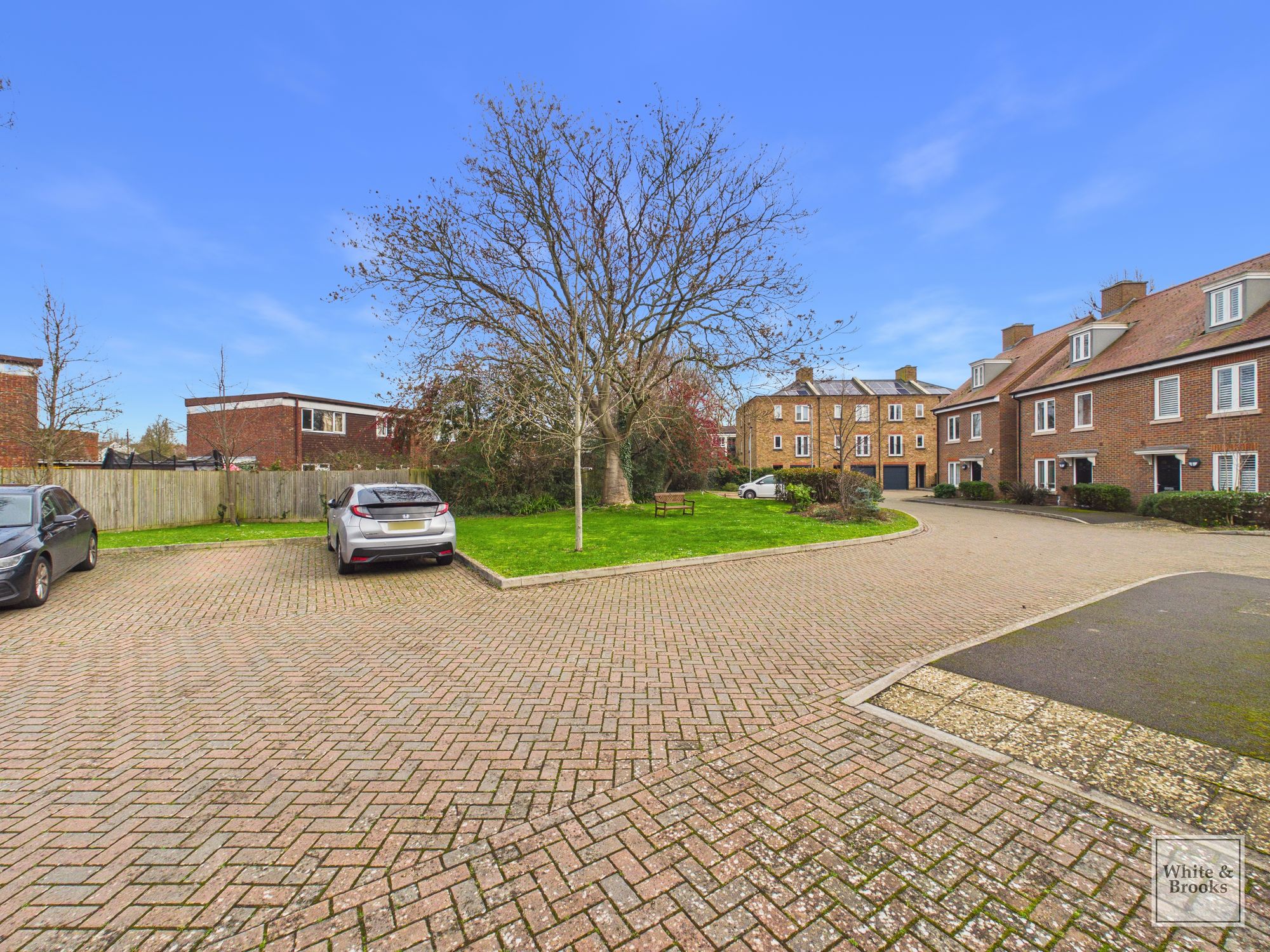 1 bed apartment for sale in King William Close, Chichester, PO19  - Property Image 10