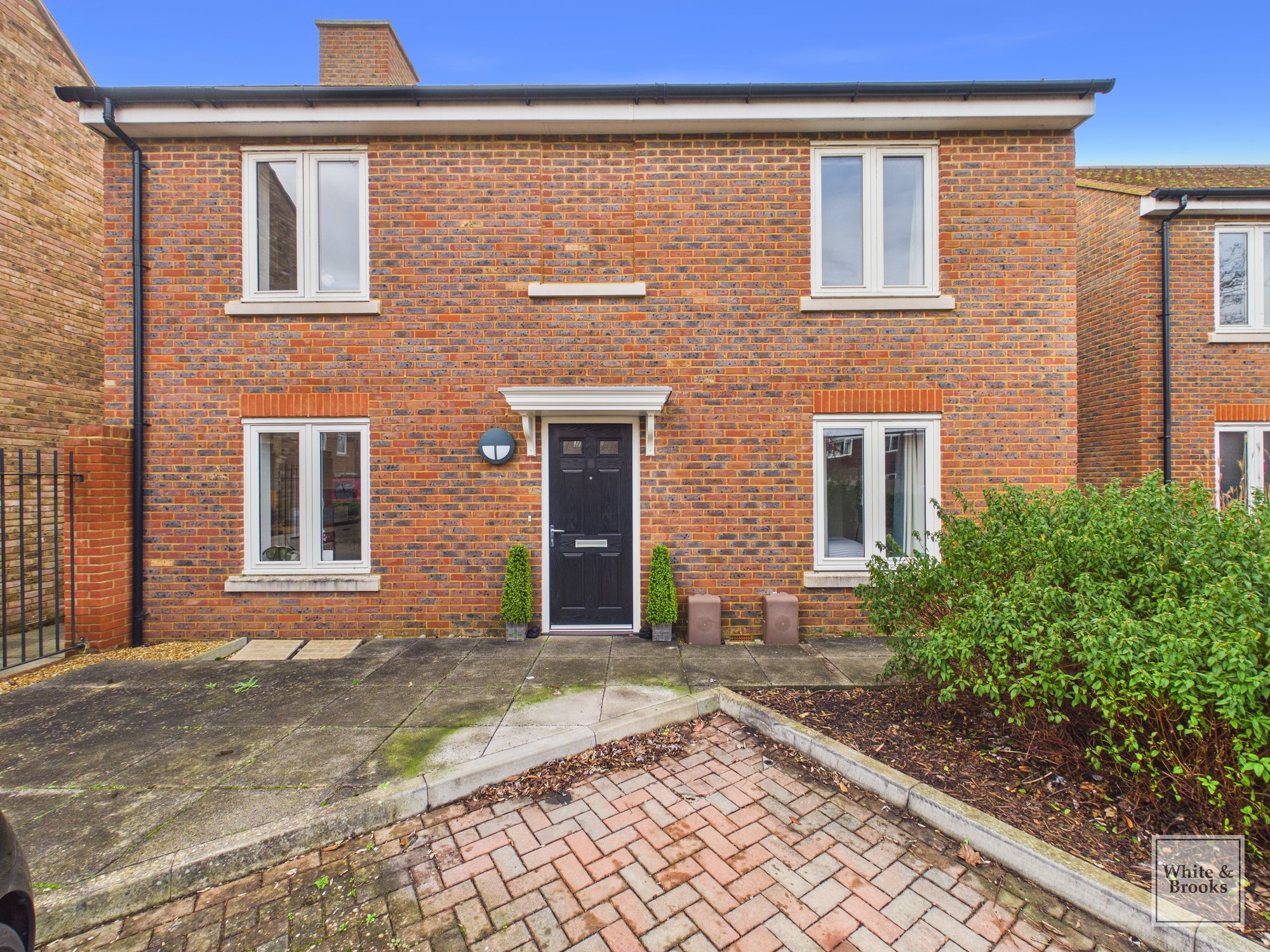 One bed apartment for sale in King William Close, Chichester, PO19