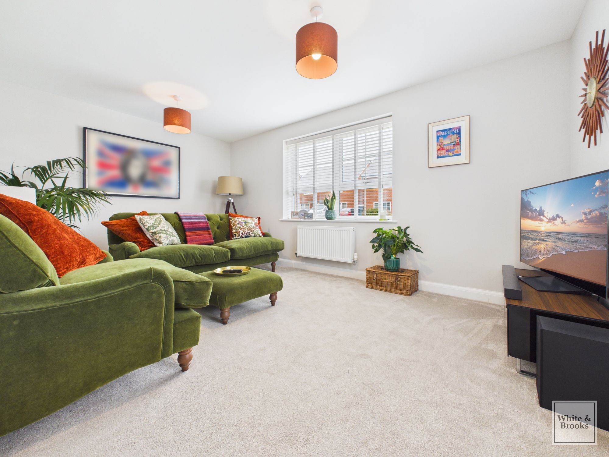 3 bed detached house for sale in Hawthorn Way, Westhampnett, PO18  - Property Image 14