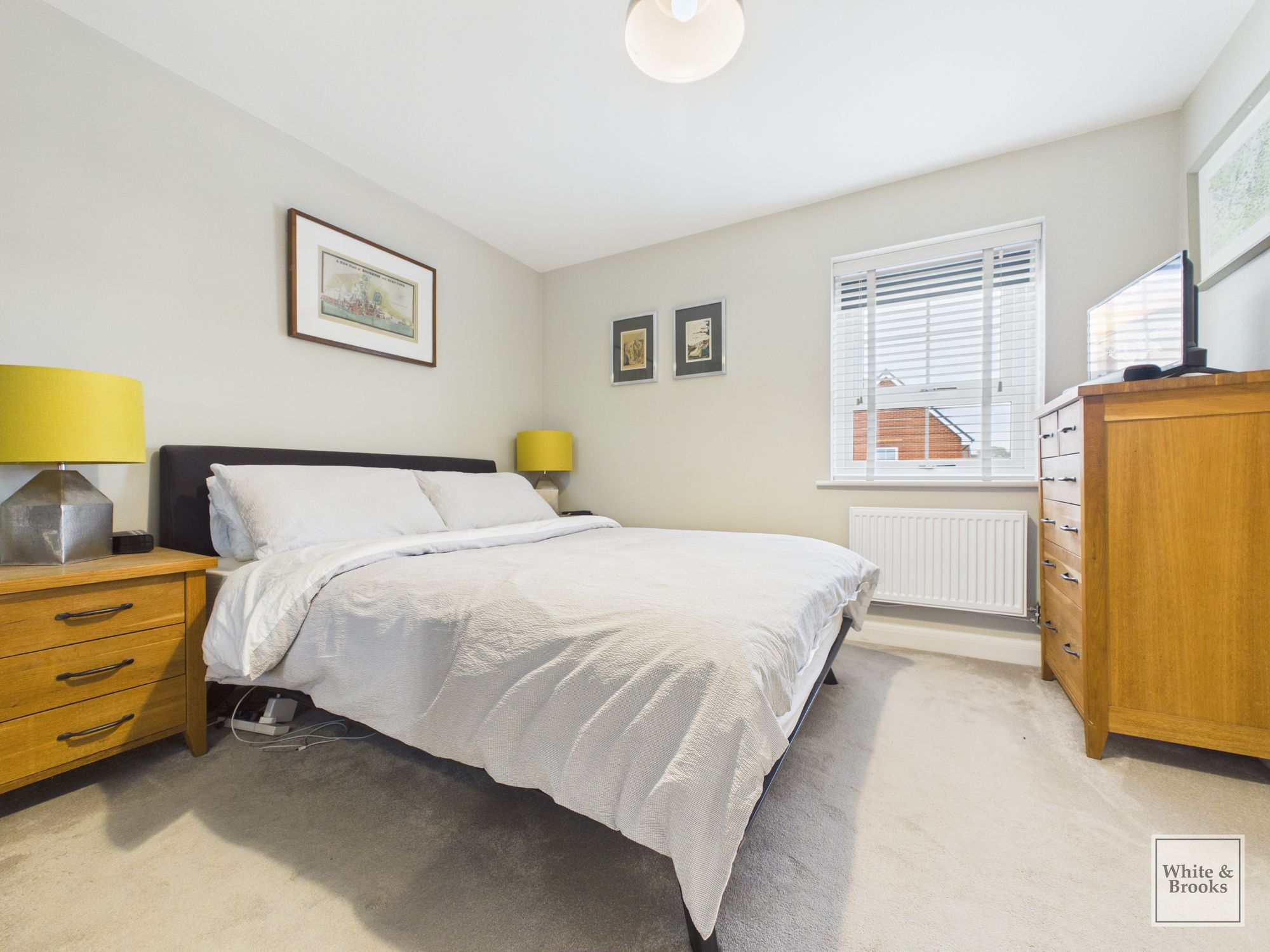 3 bed detached house for sale in Hawthorn Way, Westhampnett, PO18  - Property Image 9