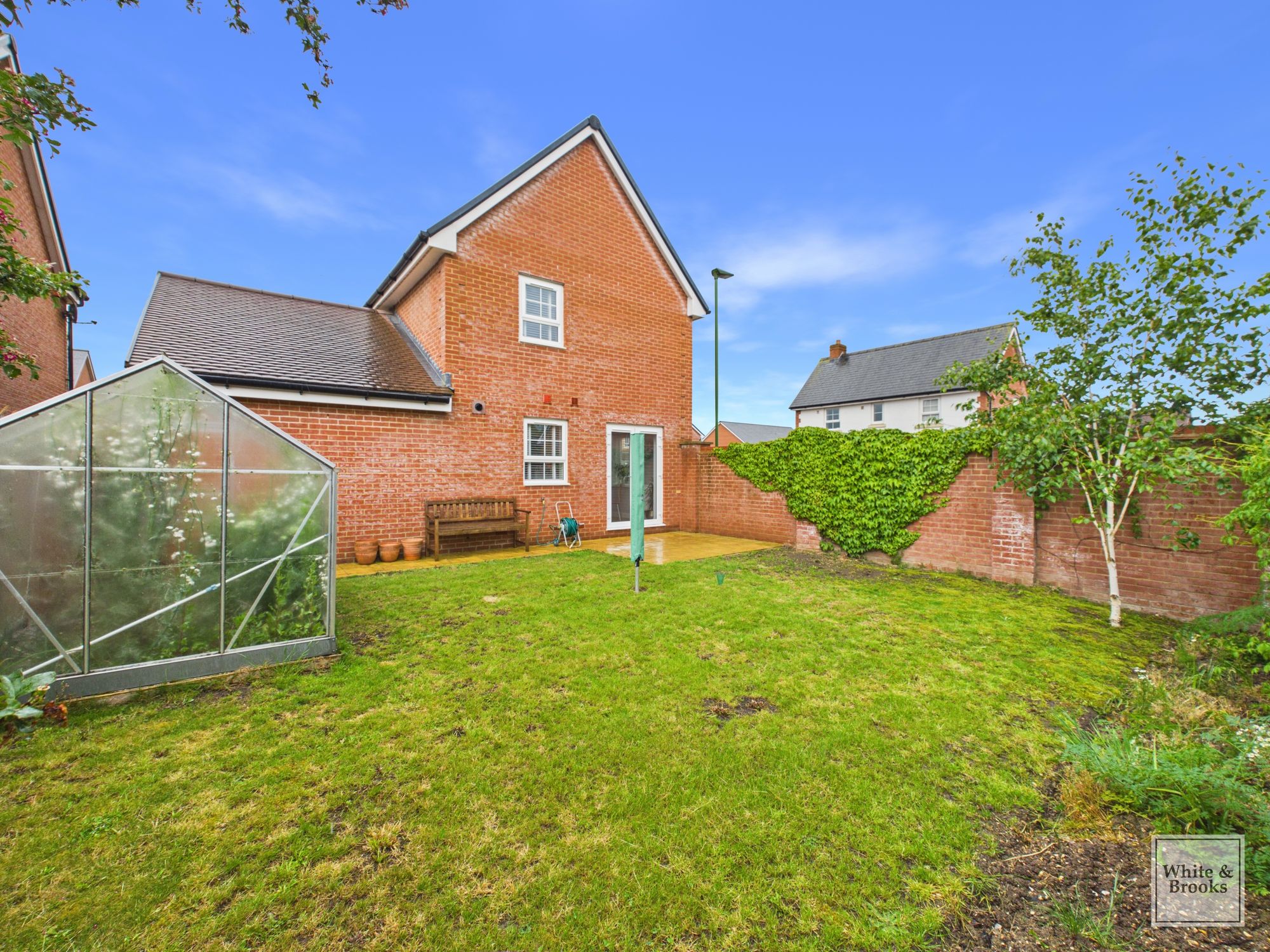 3 bed detached house for sale in Hawthorn Way, Westhampnett, PO18 20