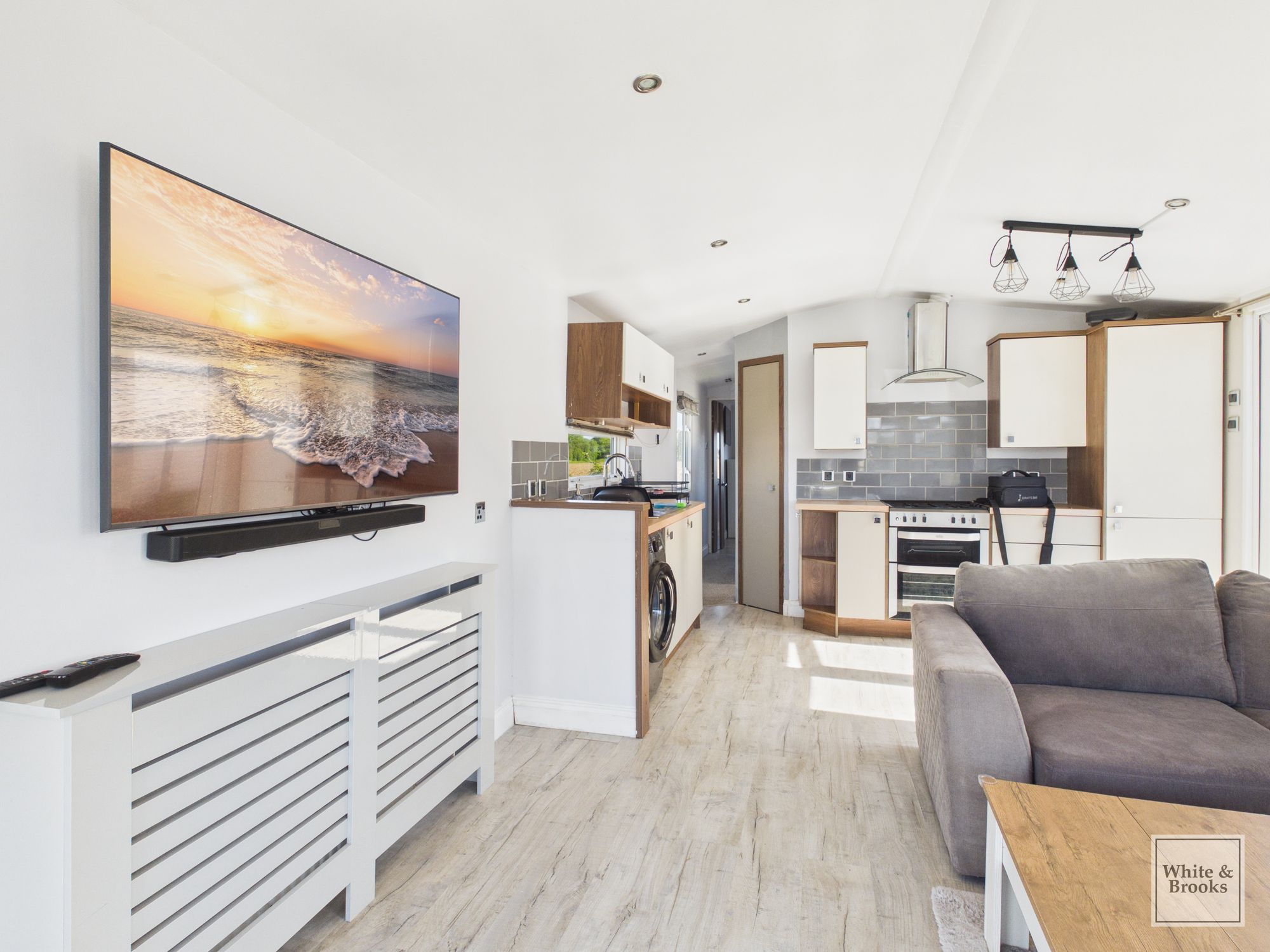 2 bed caravan for sale in Chichester Road, Bognor Regis, PO21 6